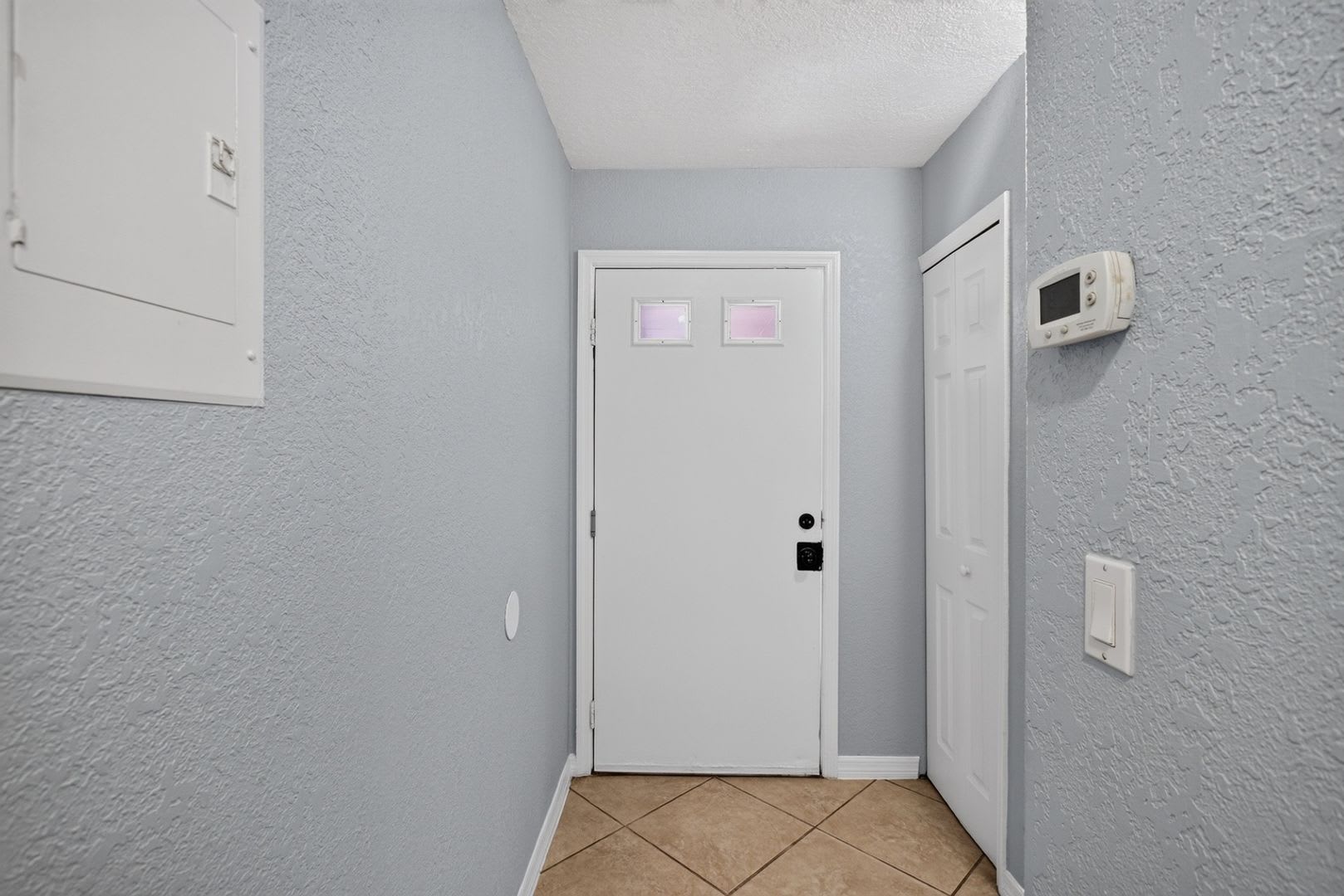 WINTER PARK VILLAS — 2-BEDROOM CONDO – photo 3