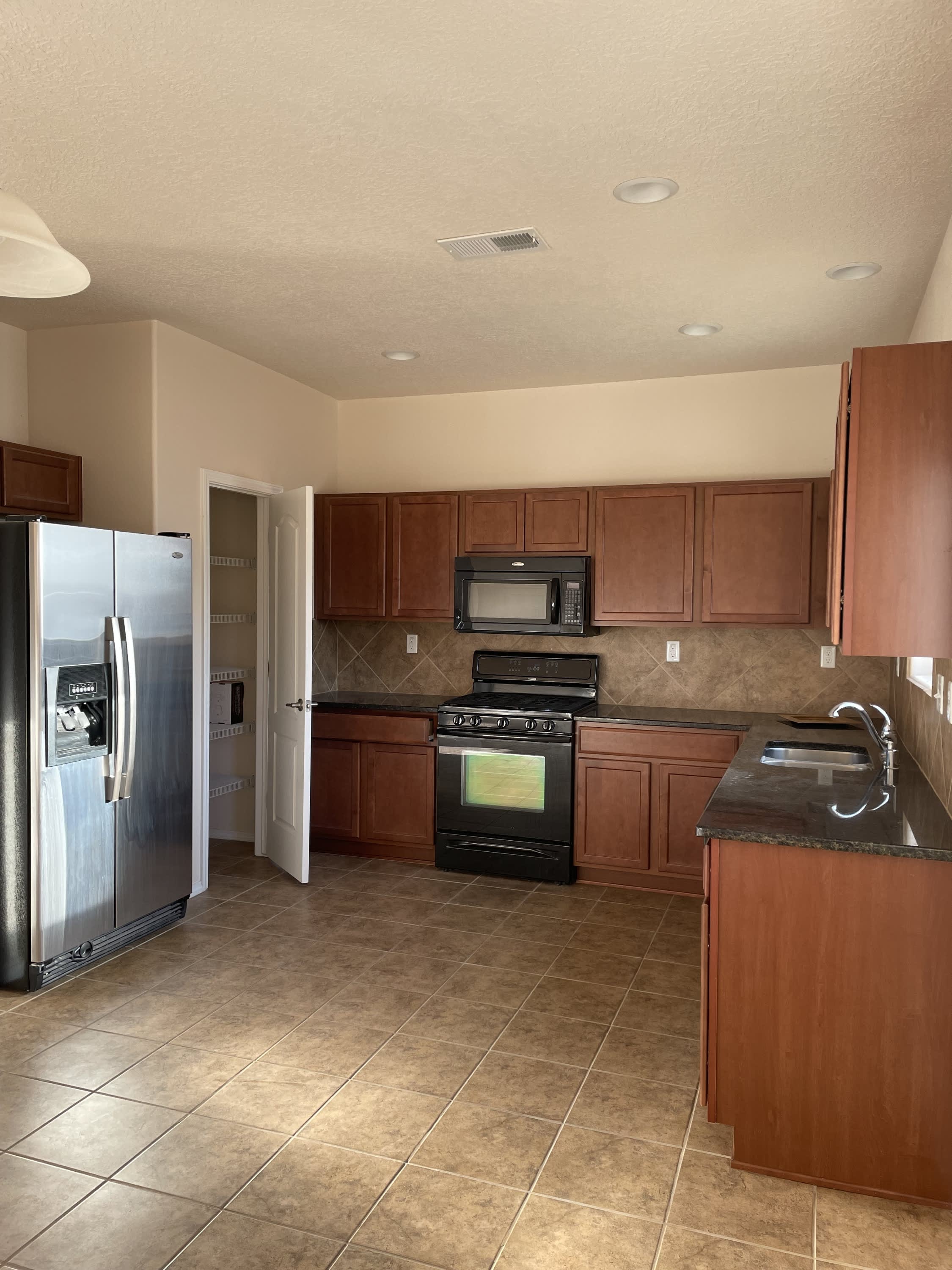 2230 Vista de Colinas Drive Southeast – photo 4