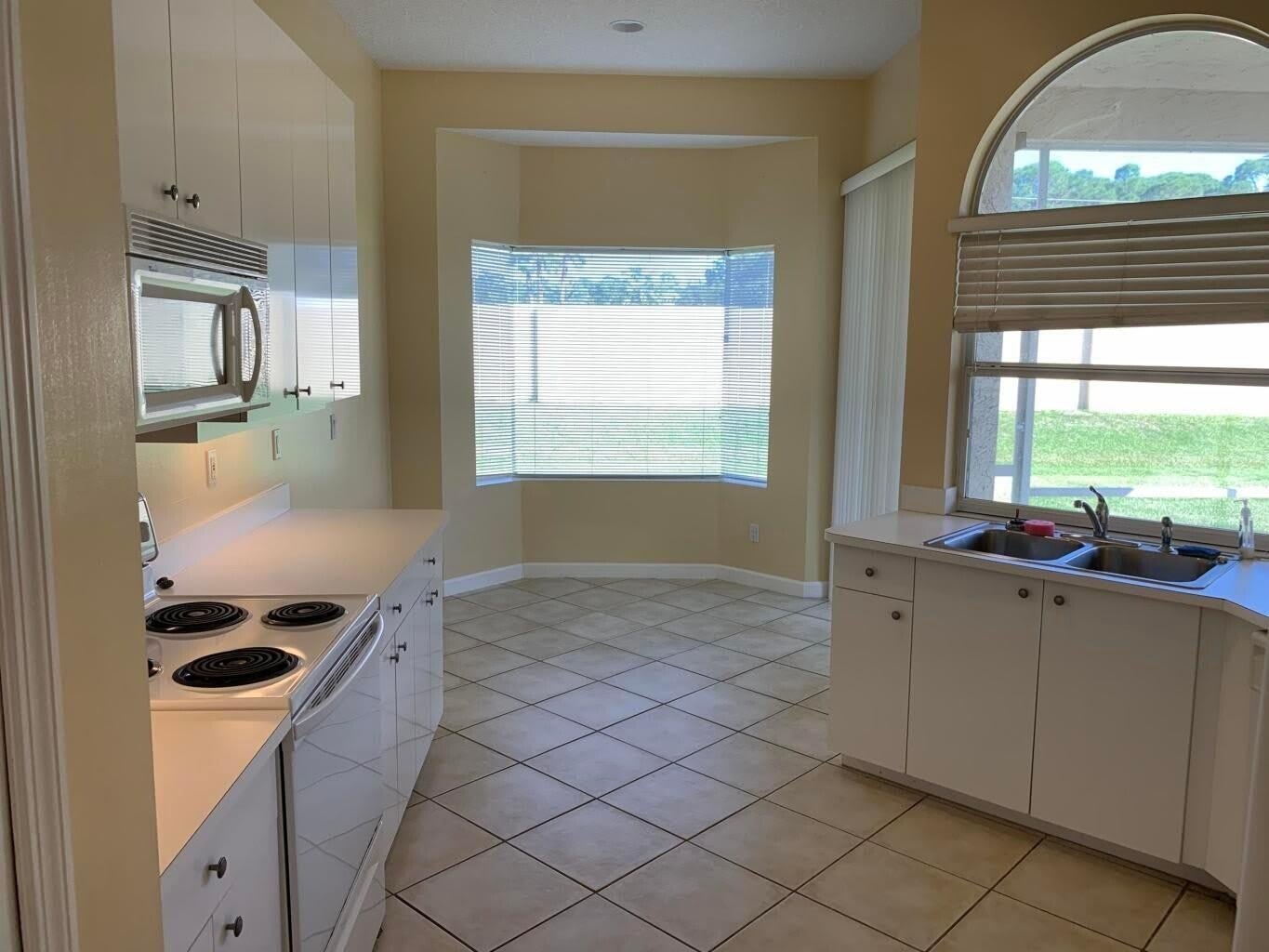 825 SW ANDREWS CV STREET – photo 4