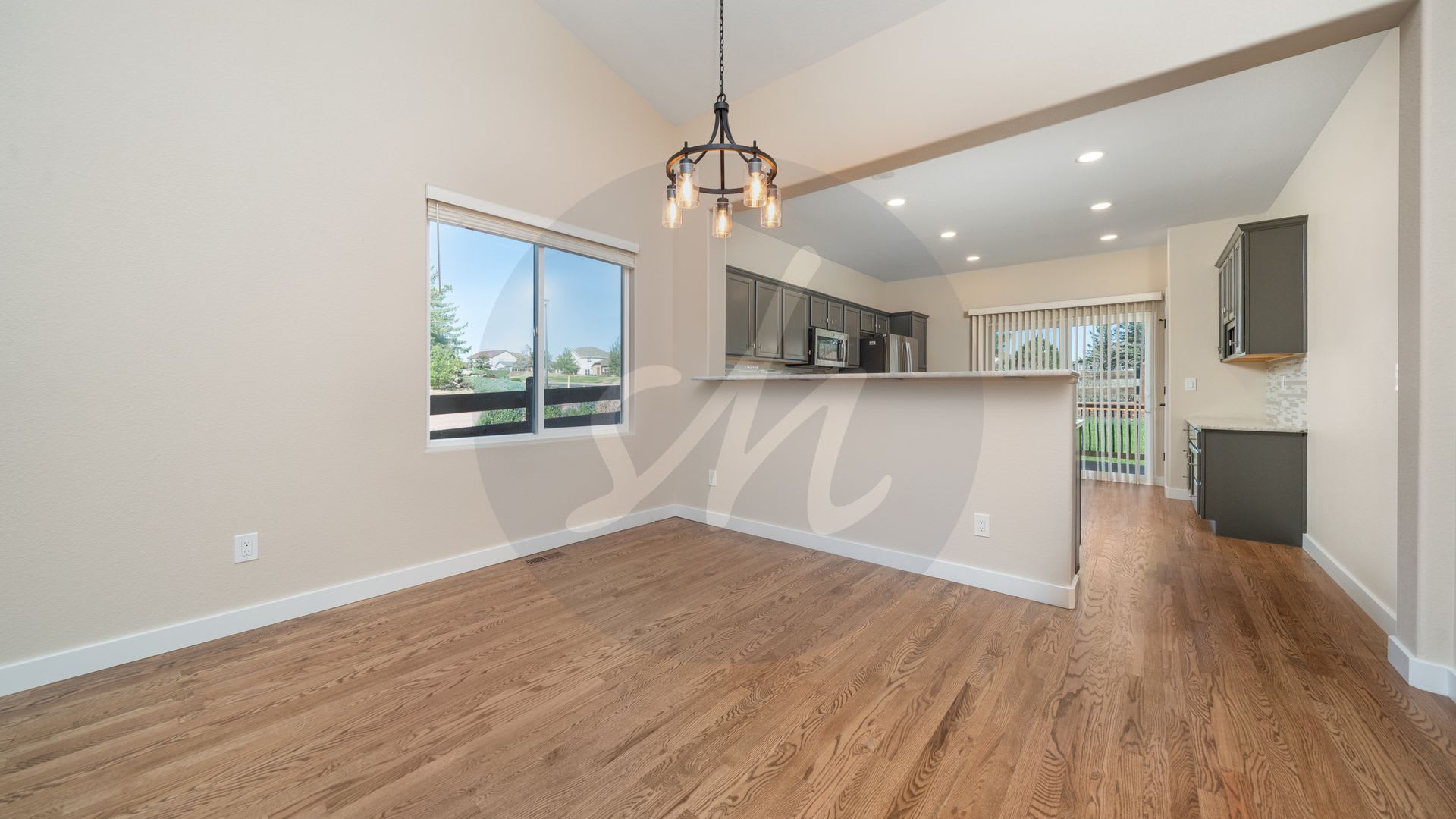 Fully Remodeled Main Level Living with 3 Car Garage in Meridian Ranch – photo 5