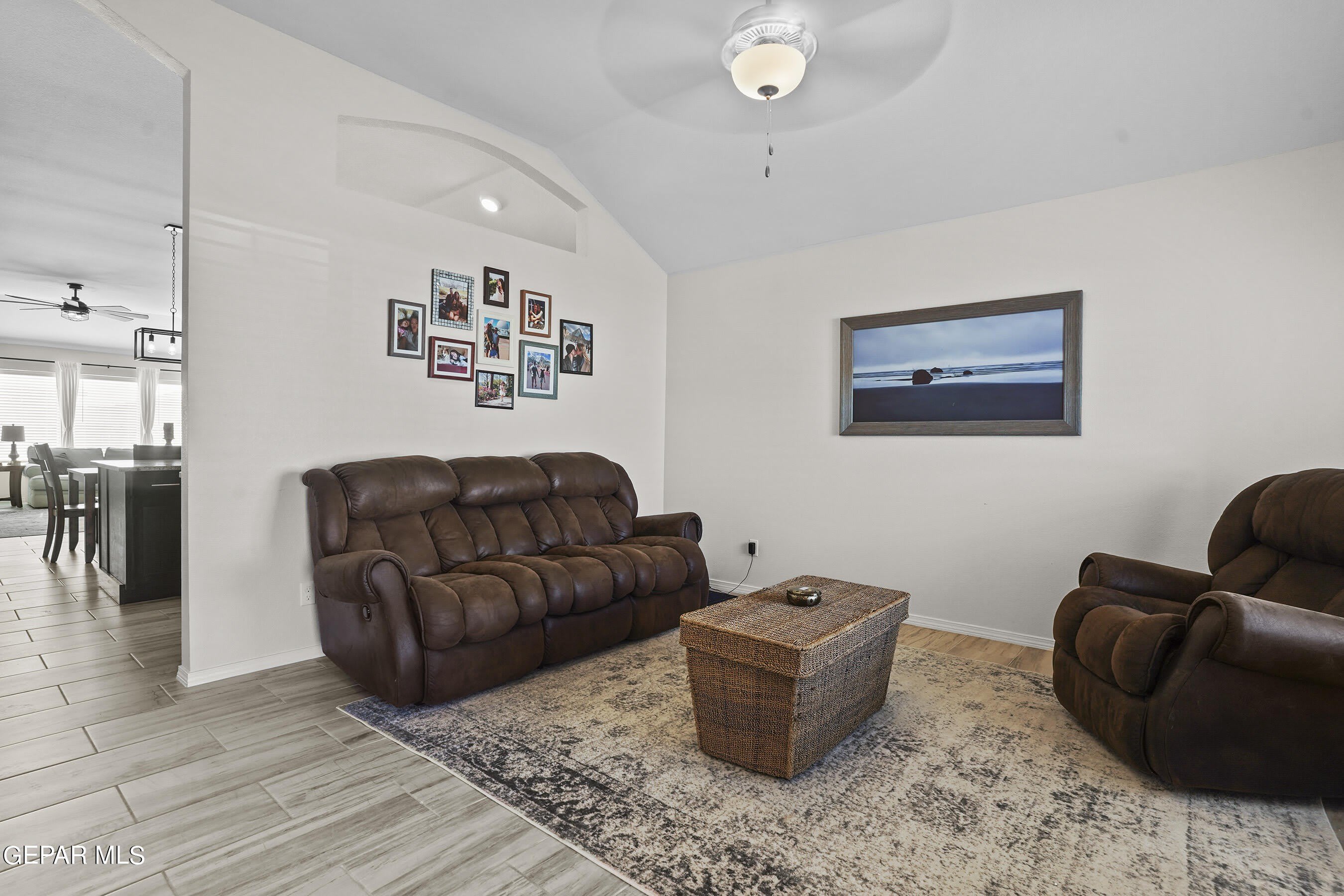 325 SAMUEL VISTA Street – photo 5