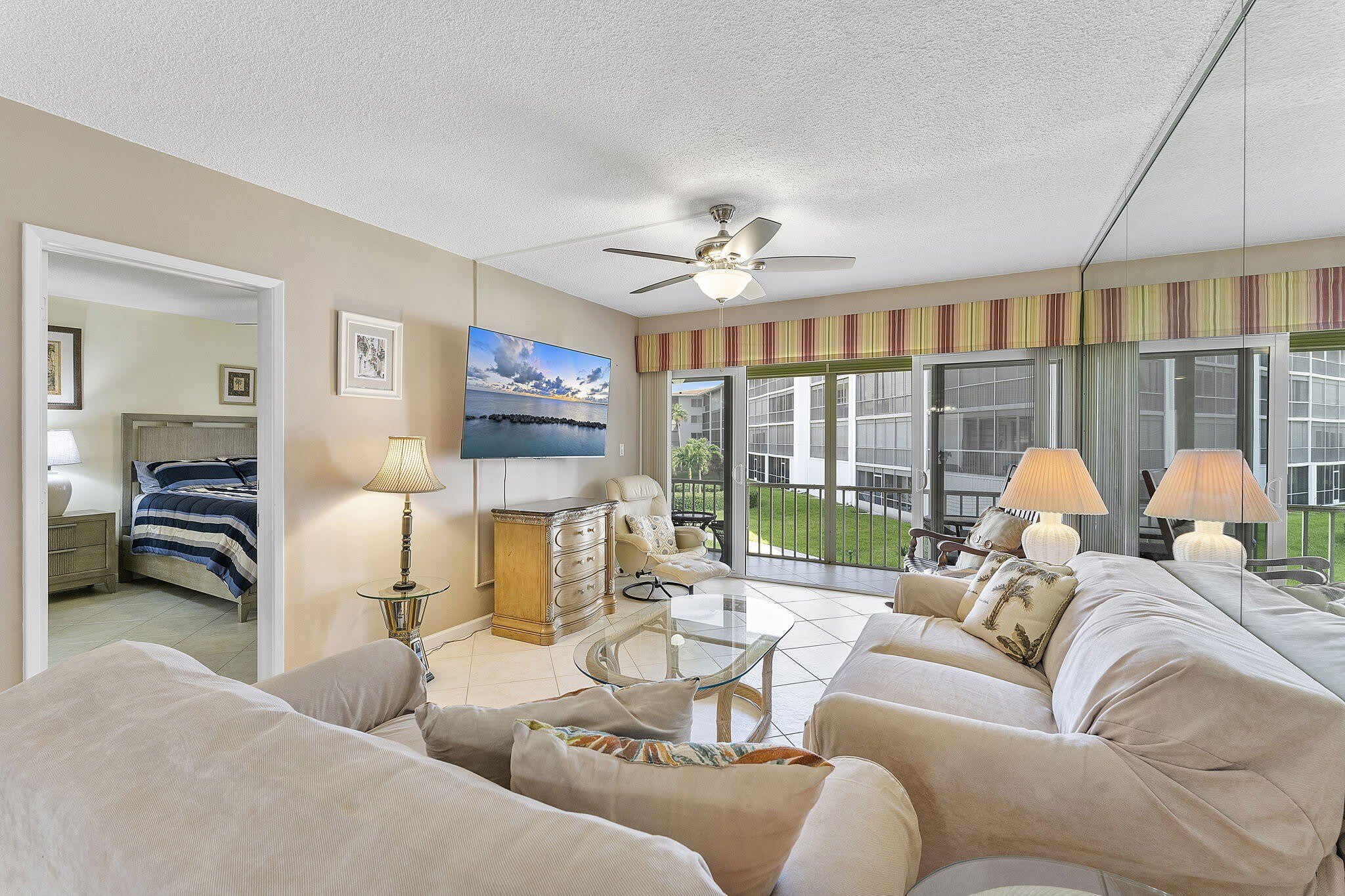 101 NE 19th Avenue – photo 2