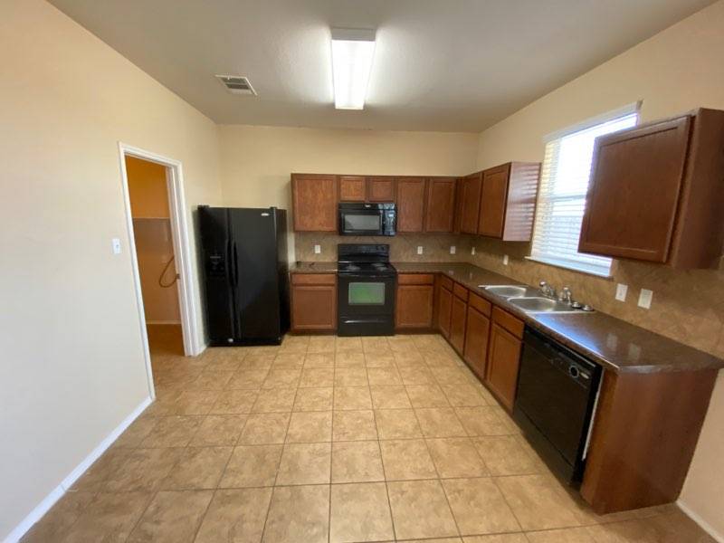 5905 Adair Drive – photo 4