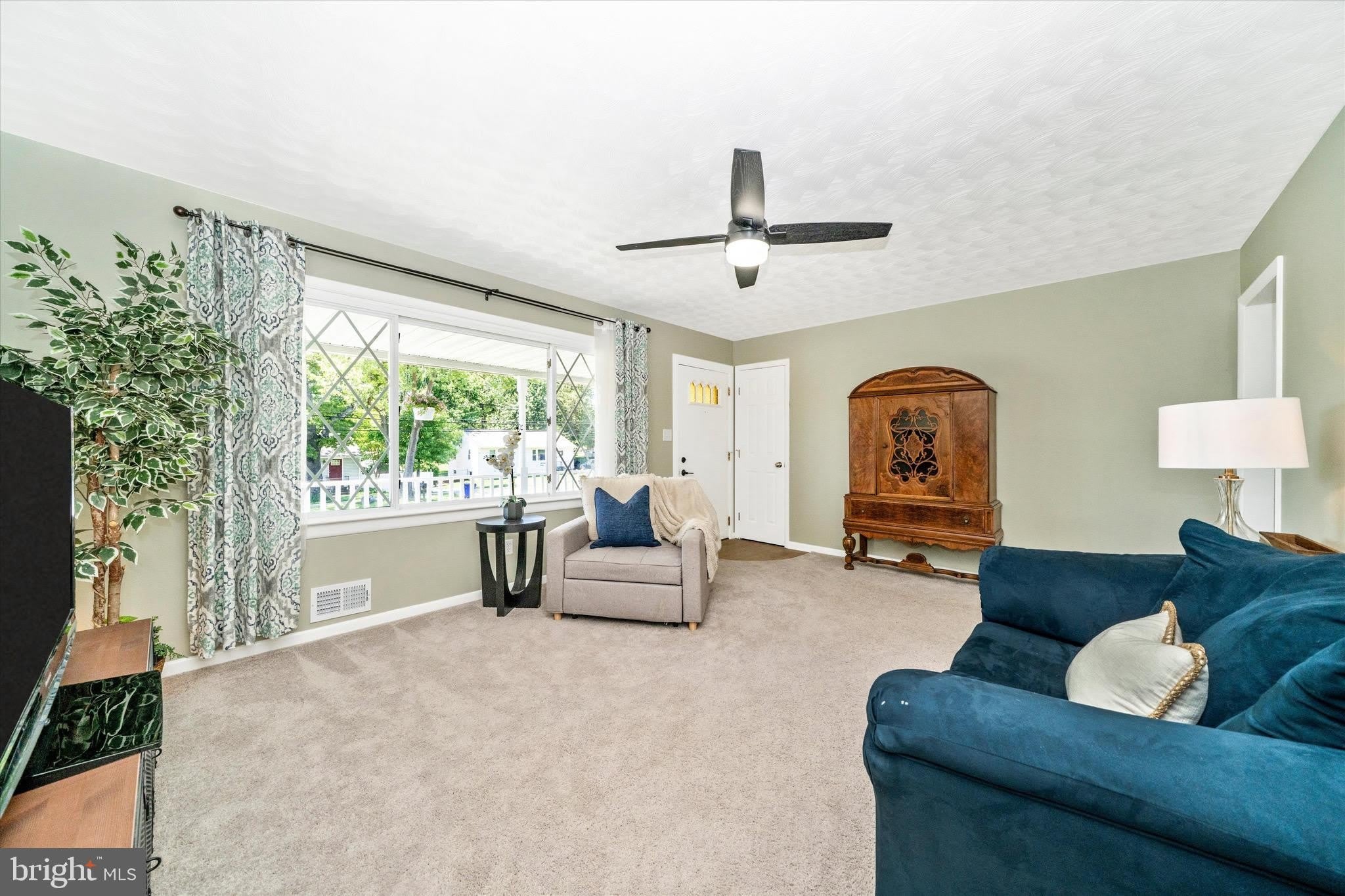 8409 WOODWARD Street – photo 5