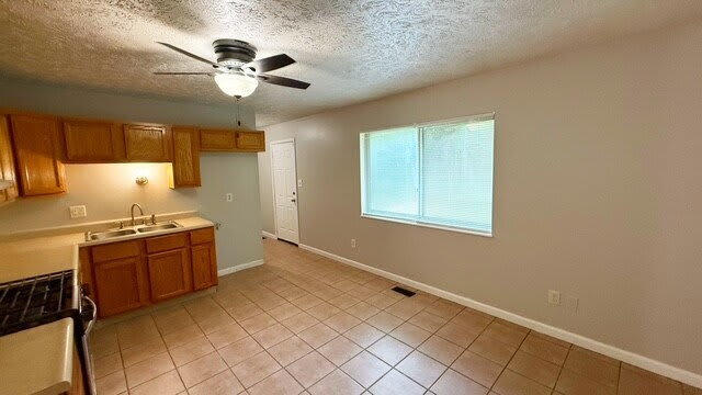 10221 Ridgefield Drive – photo 5