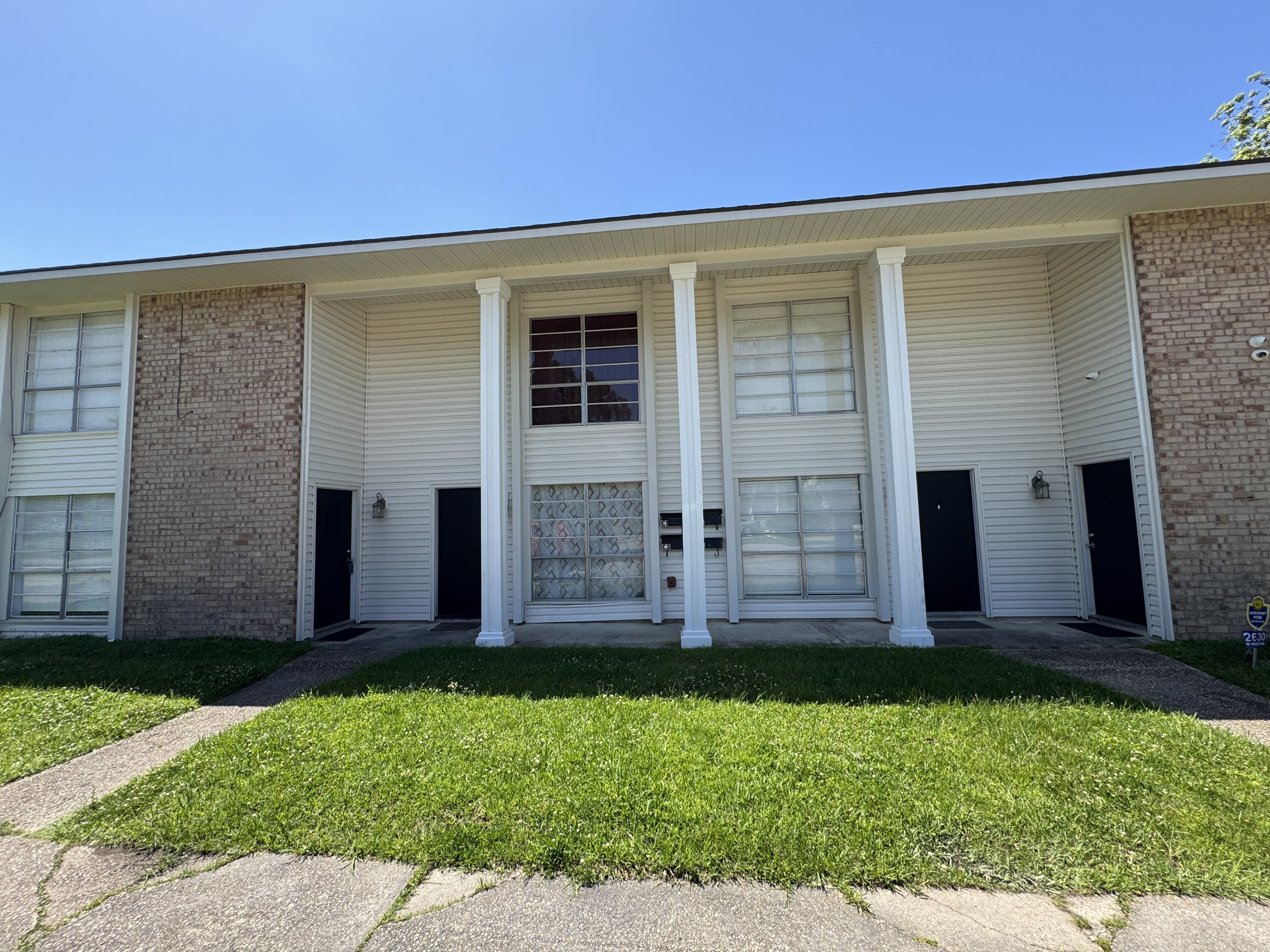 2630 Kelli Drive – photo 2