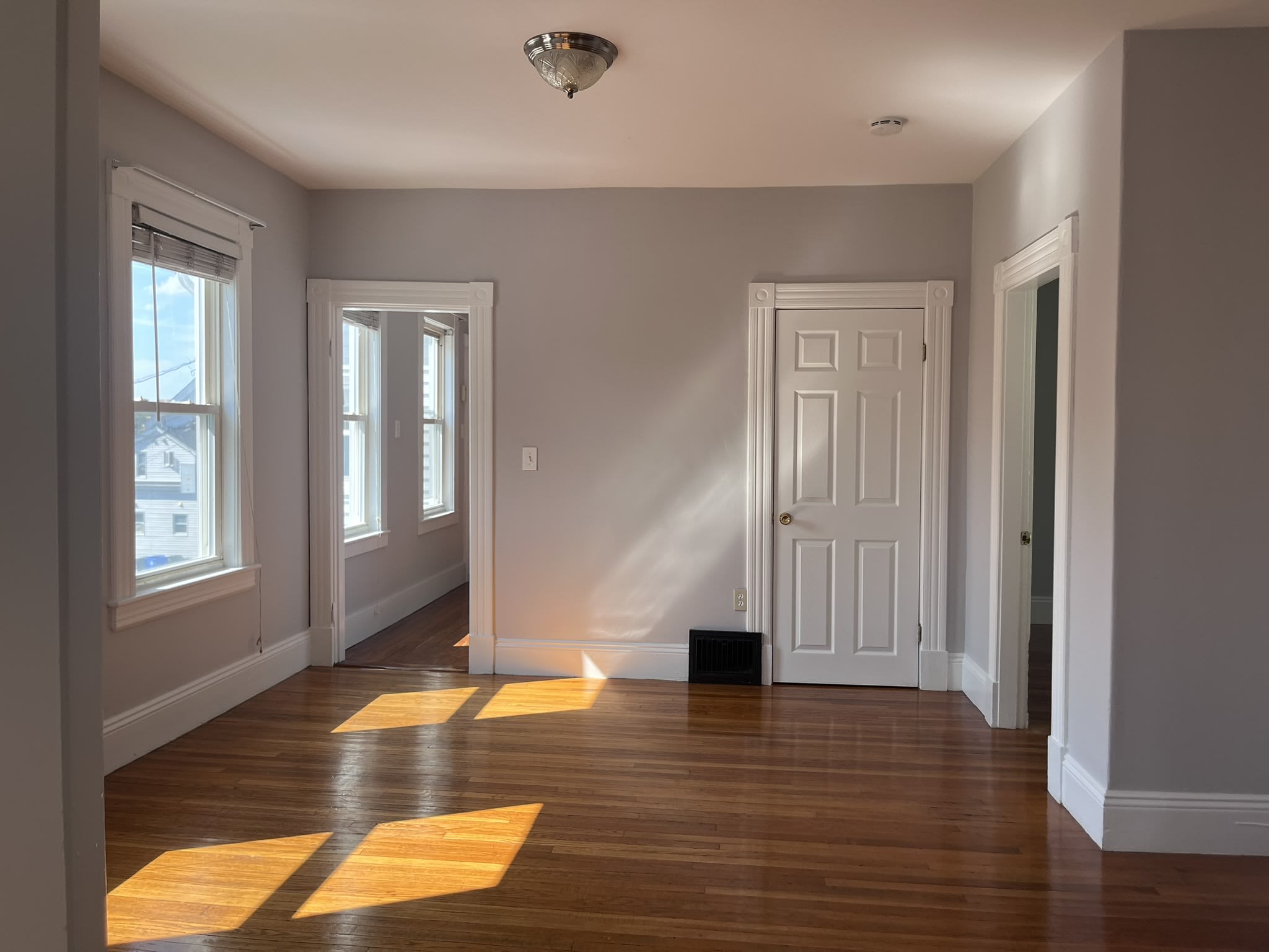 176 Chestnut Street – photo 4