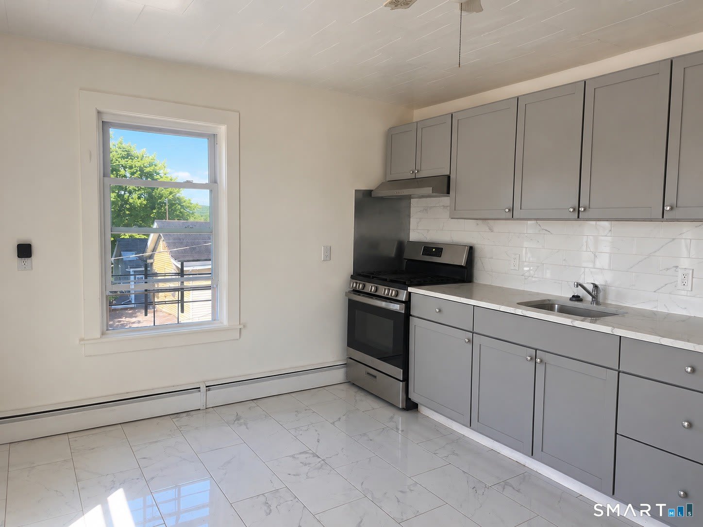 37 Elm Street – photo 2