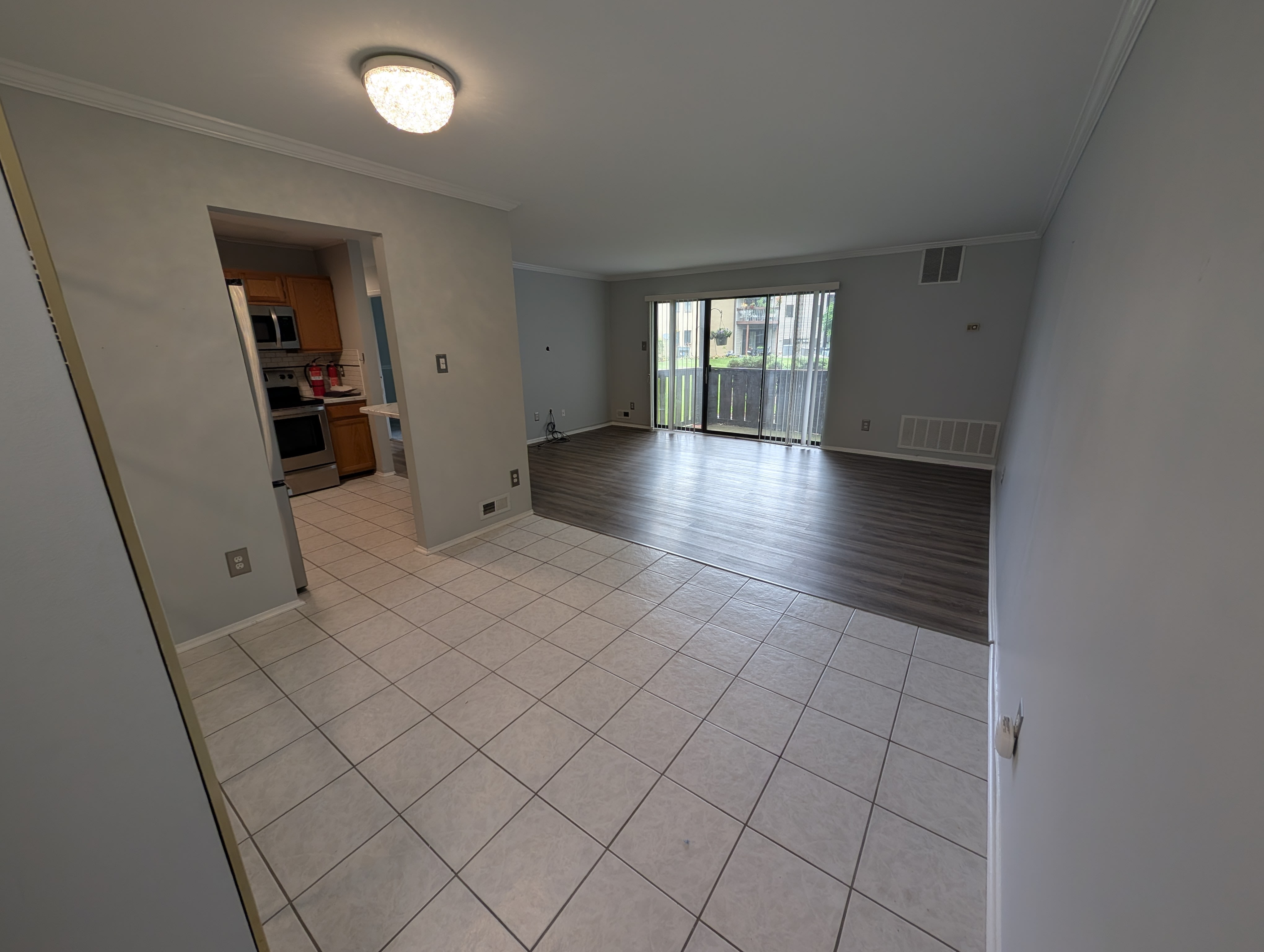1307 Maresfield – photo 5