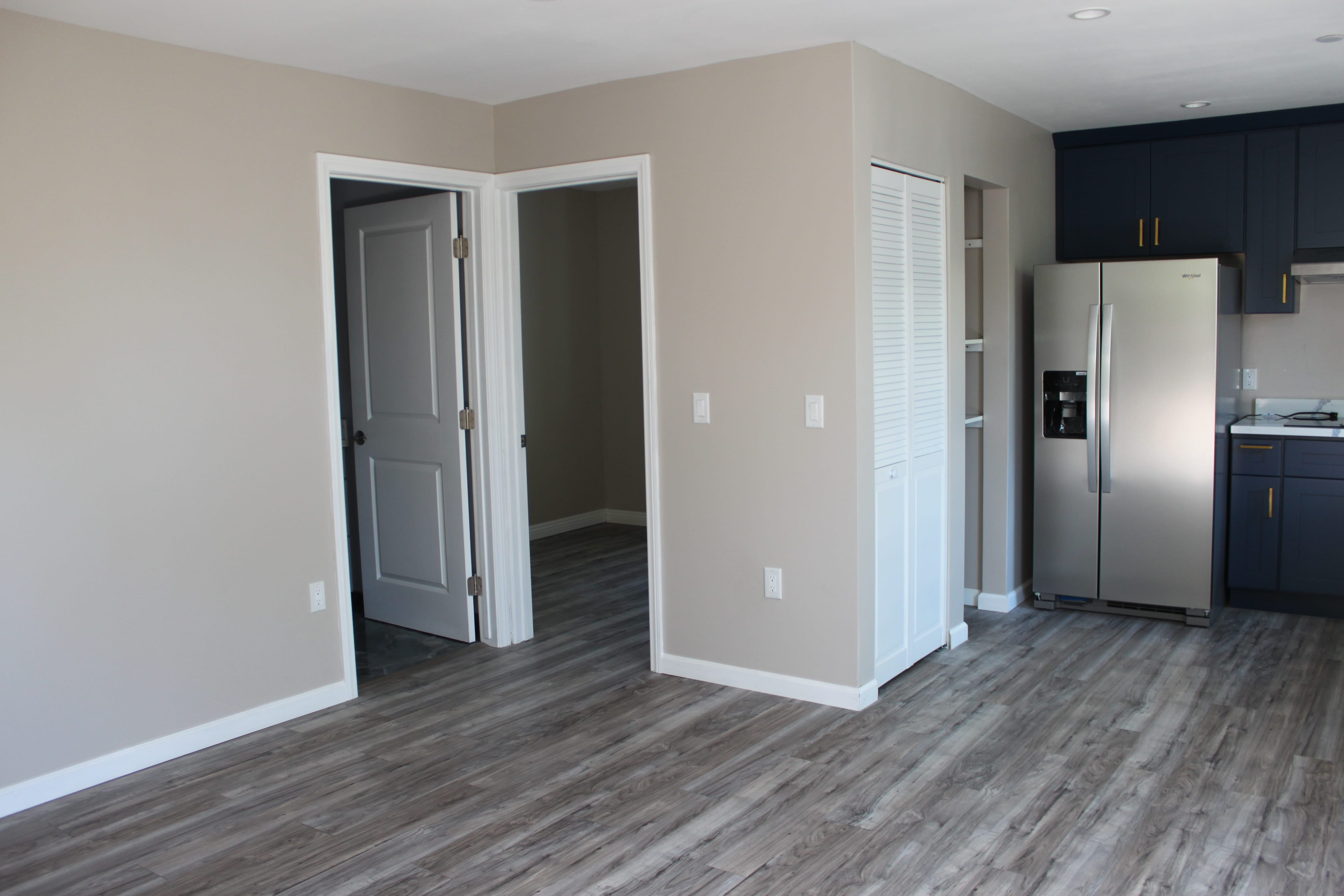 10309 Newhome Avenue – photo 4