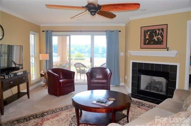 1313 Torrence Circle – photo 2