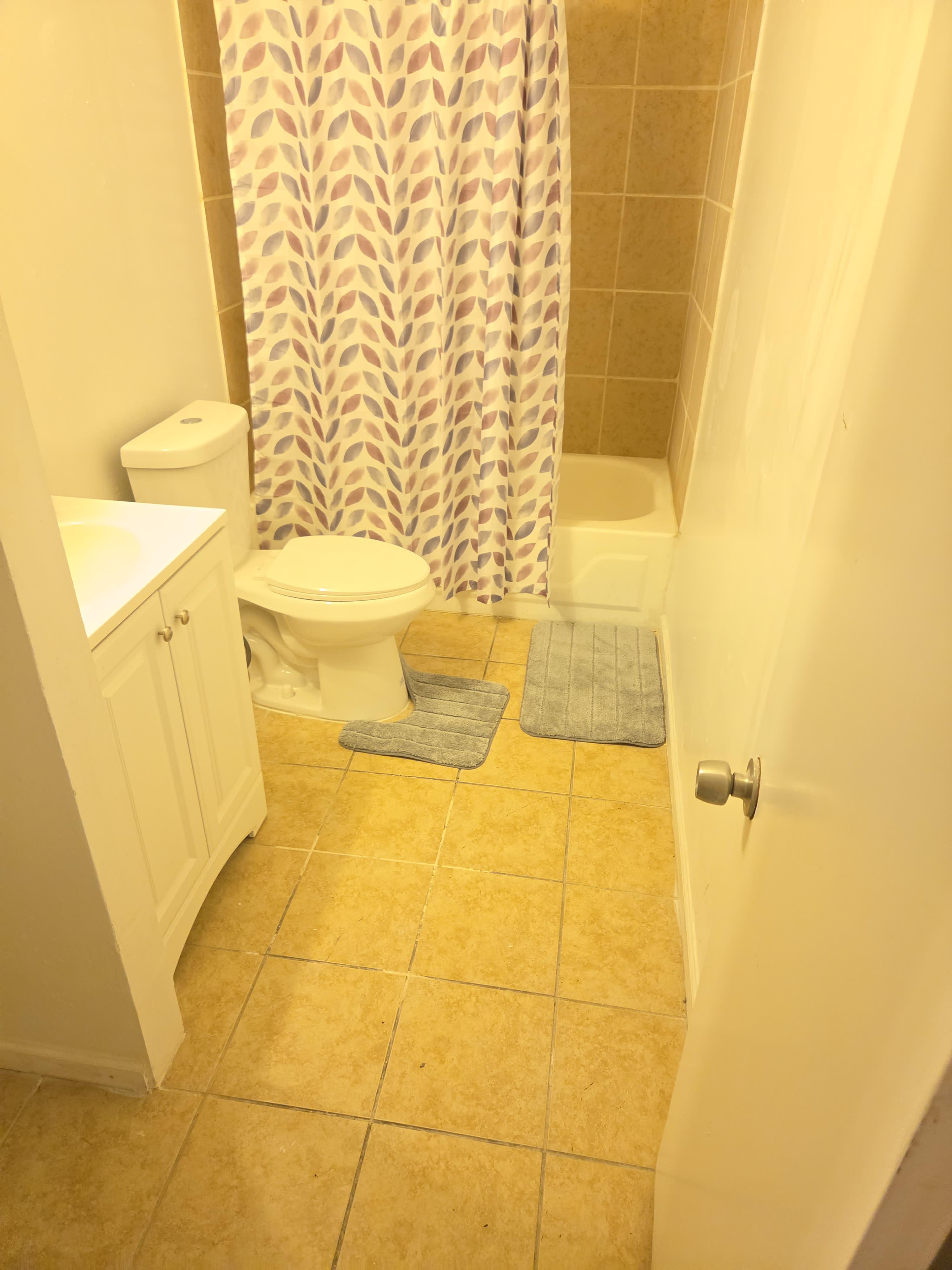 2102 Chippewa St – photo 2