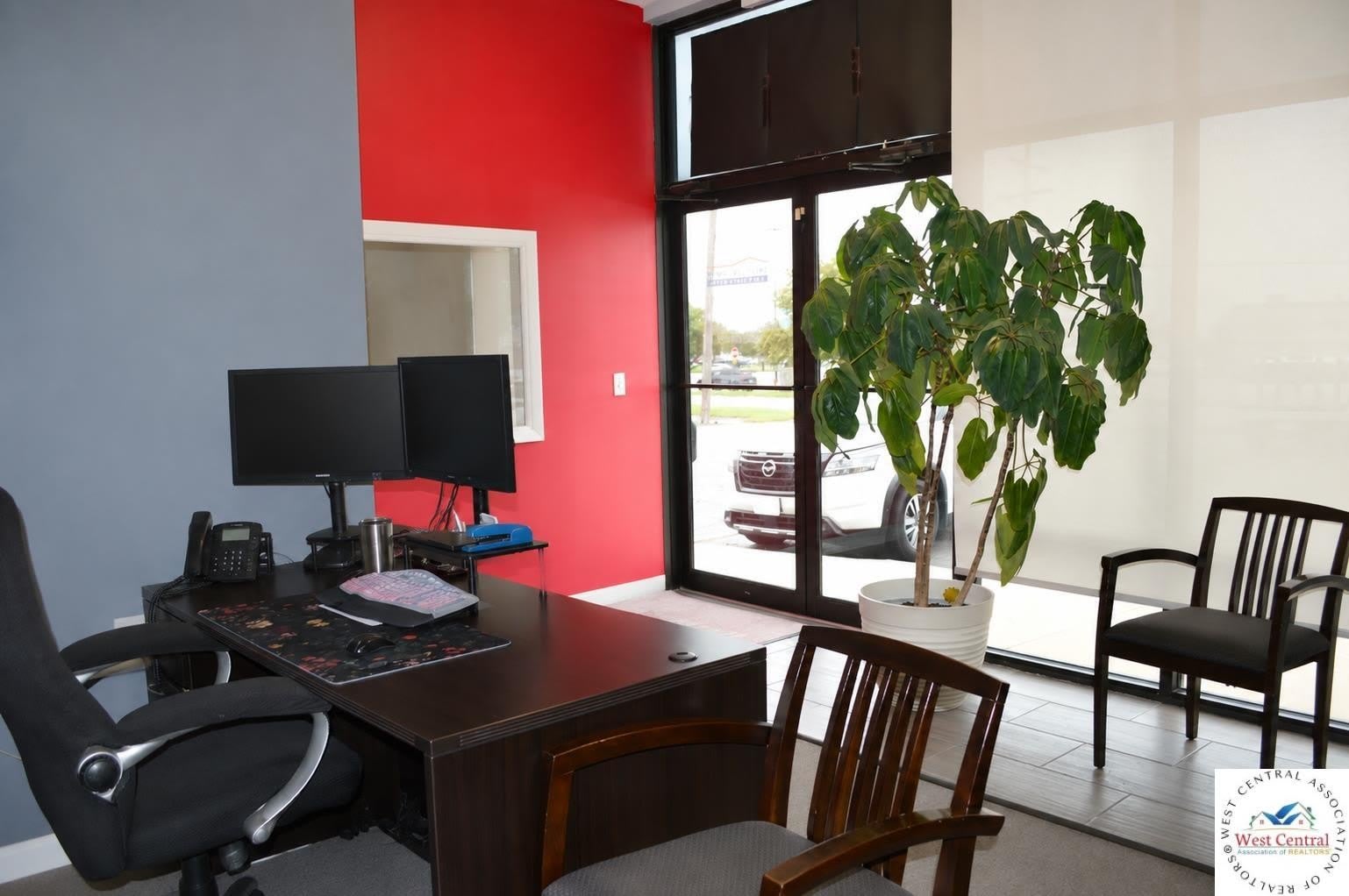 762 Winchester Drive – photo 2