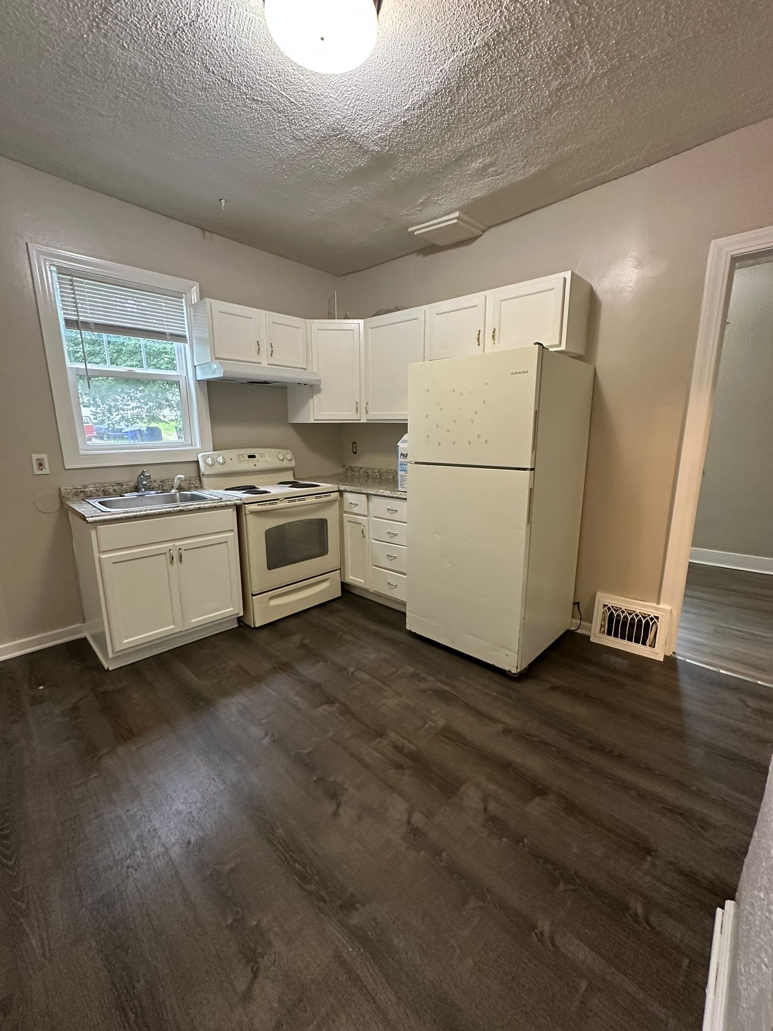 1124 Minnehaha Ave. E, 1 – photo 2