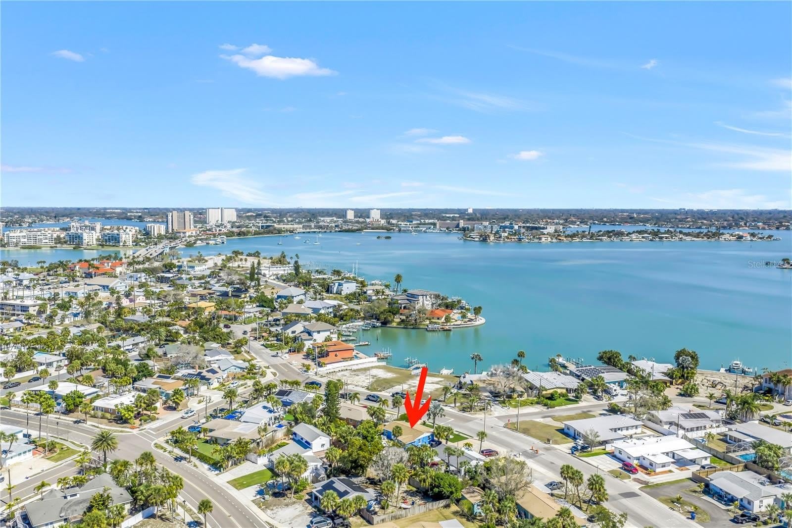 6892 GULF WINDS Drive – photo 5