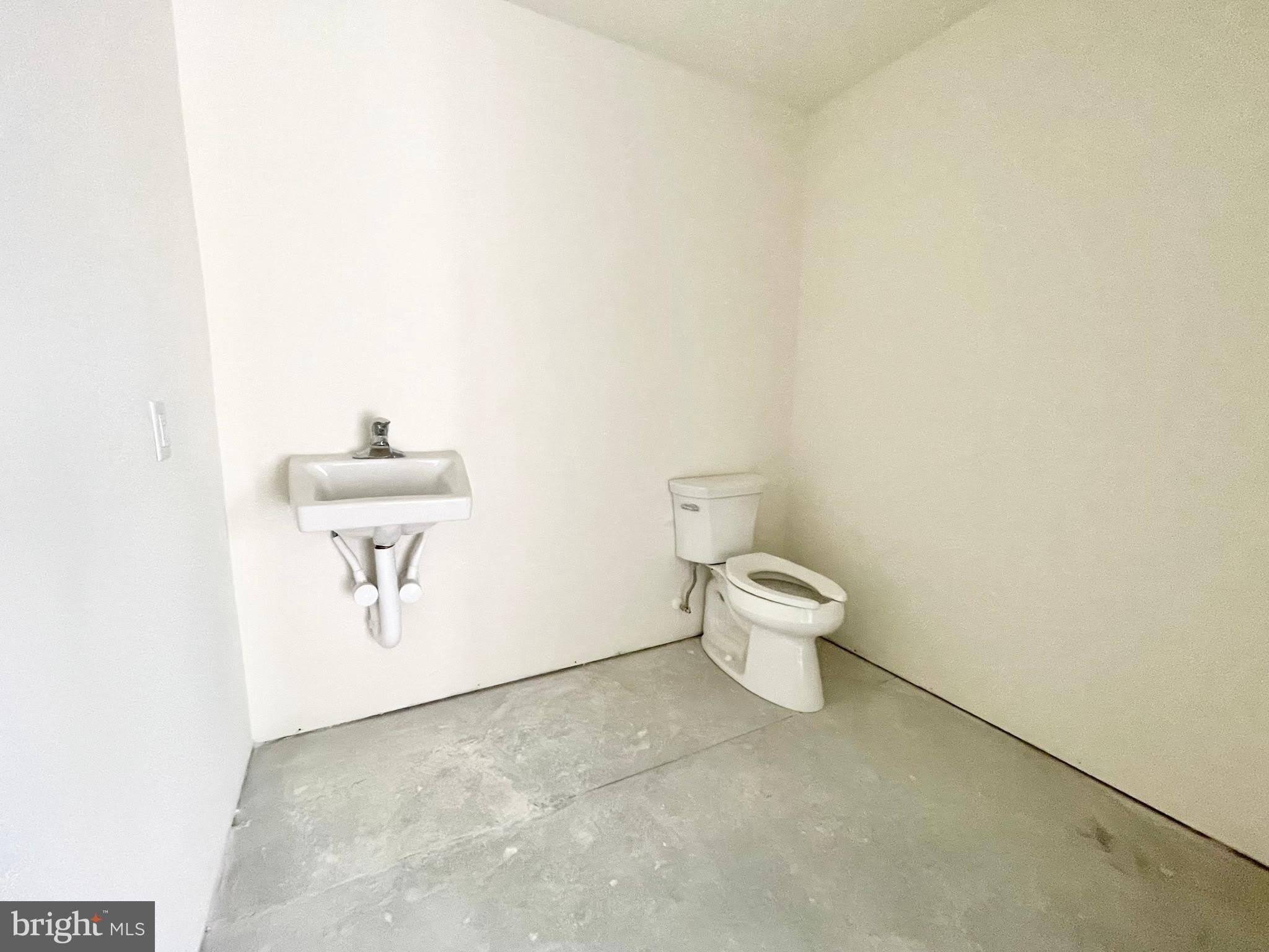 5087 DUPONT Highway N – photo 5