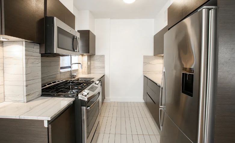 12 Gramercy Pk S – photo 3