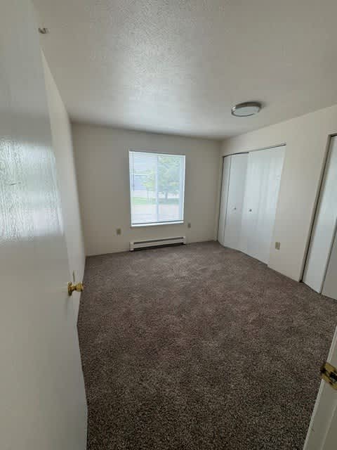 411 Raleigh Ct – photo 5