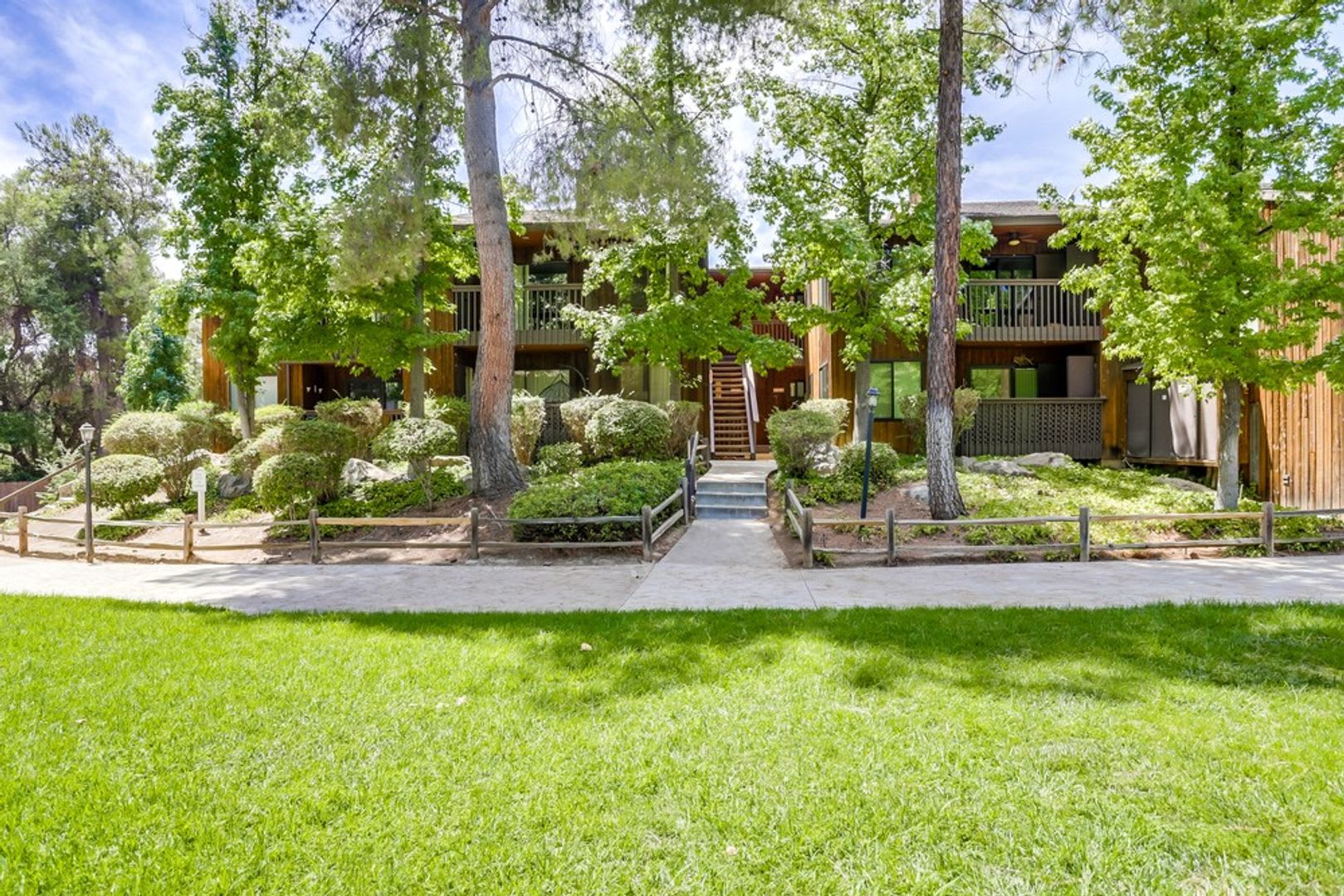 Great Alpine Rental – photo 1