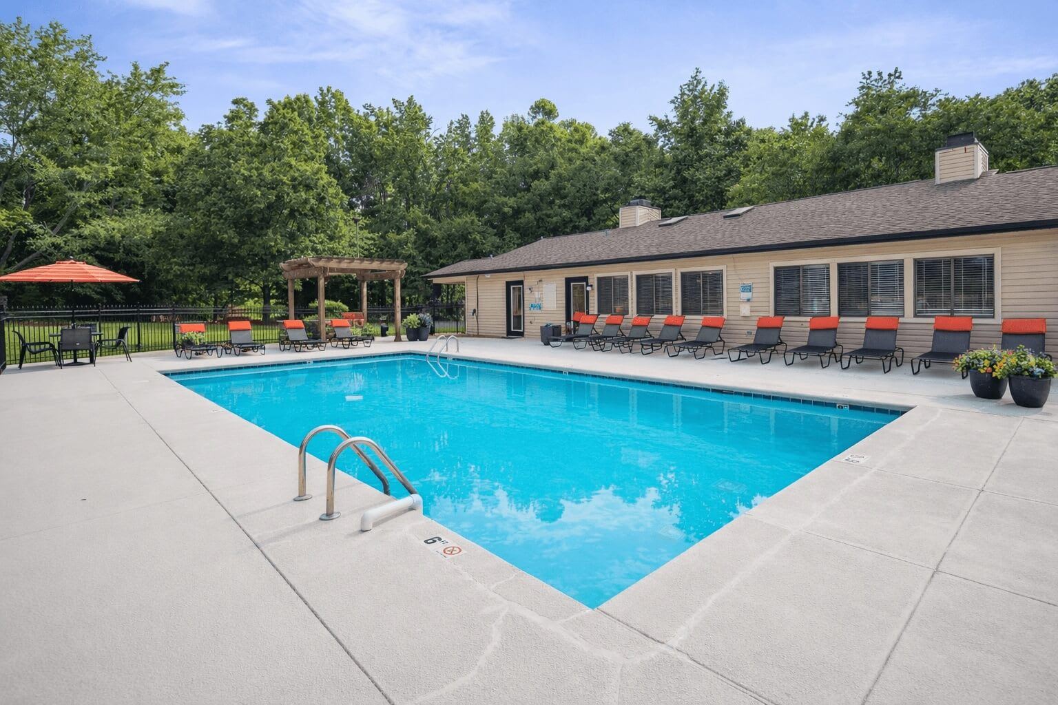 Davidson Apartment Homes – photo 3