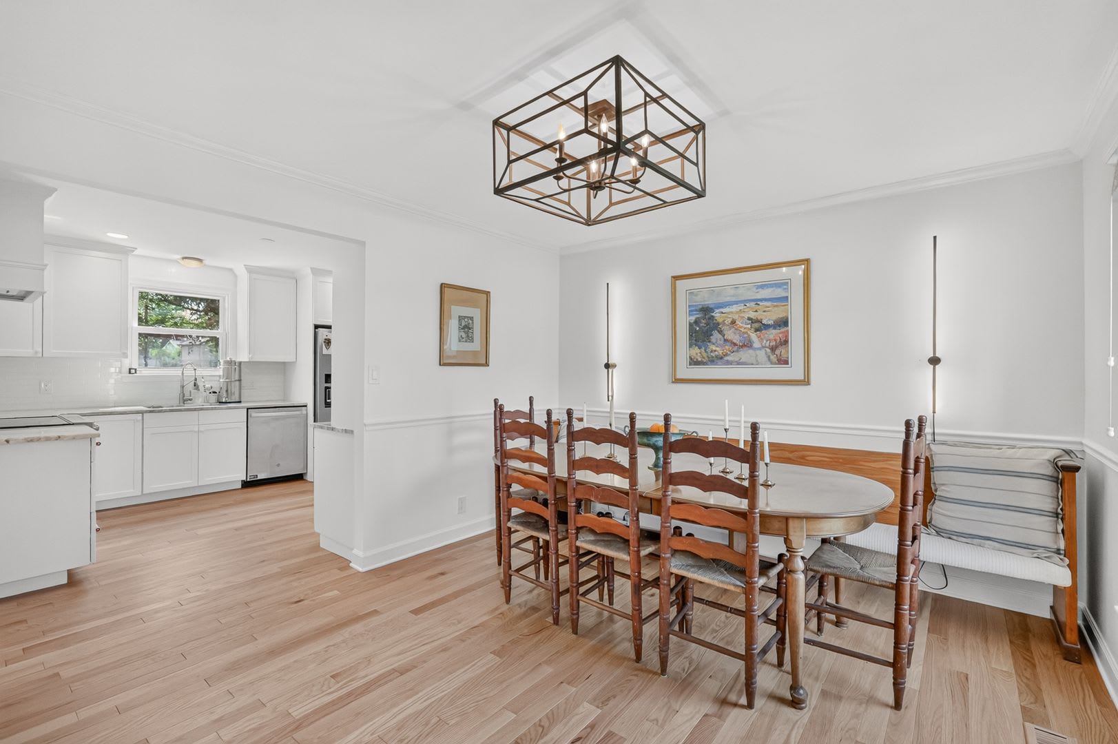 Beautifully Renovated 5BR Home Near the Lake – photo 5