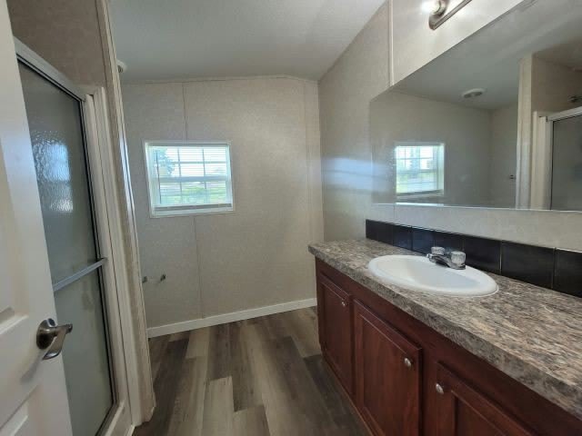 150 Seaflower St – photo 2