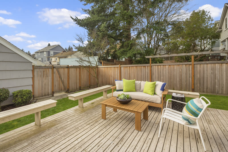 709 N 68th St – photo 5