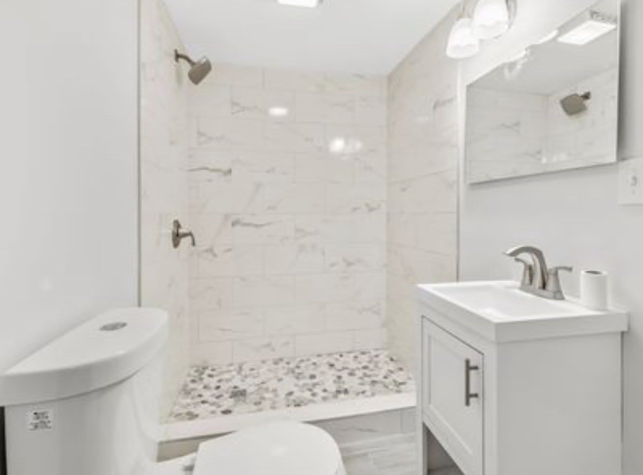 3053 E 79th Street – photo 4