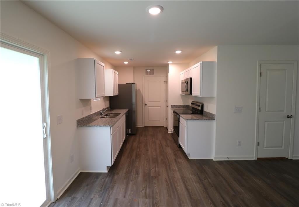 130 Ariel Court – photo 4
