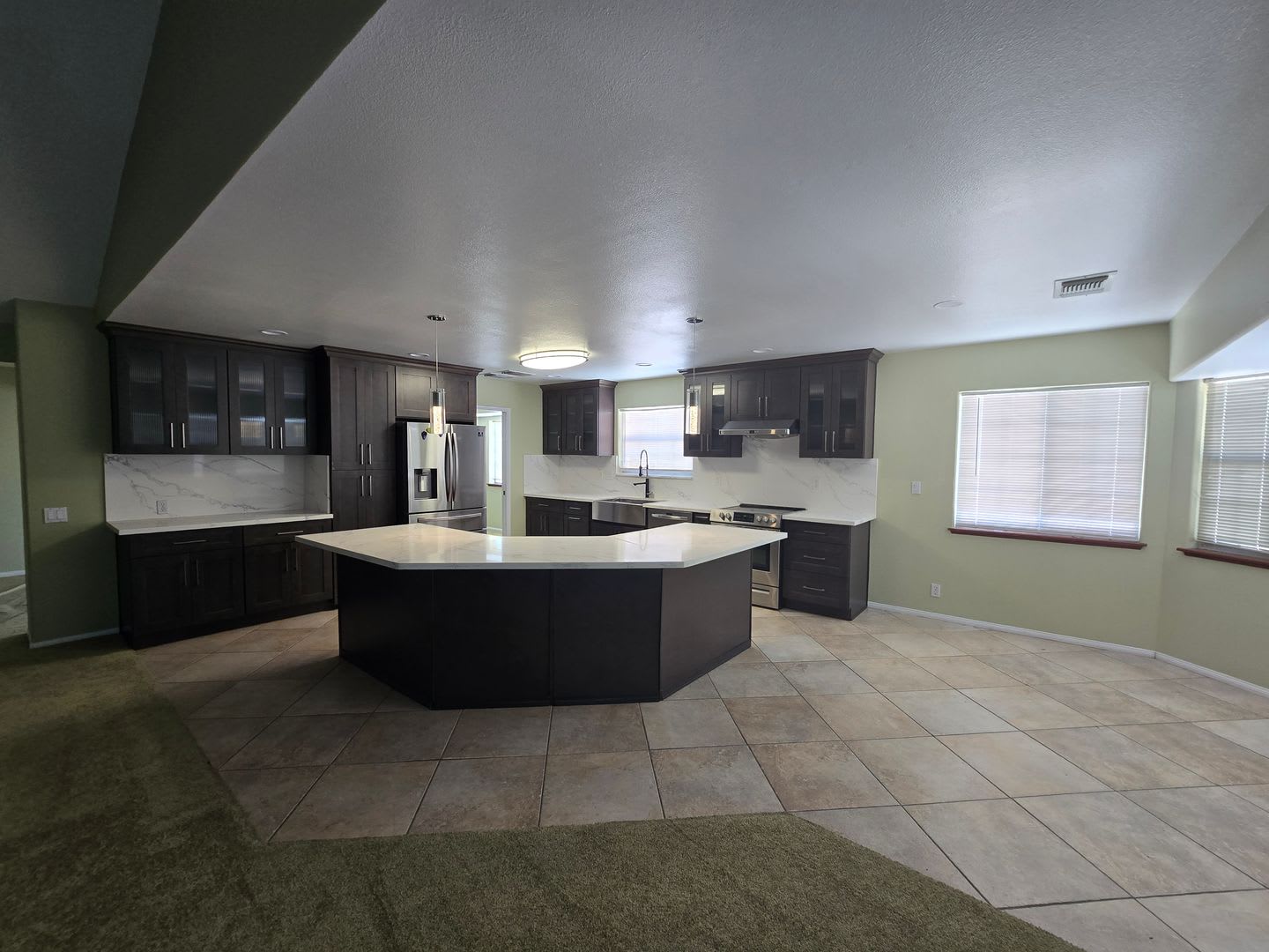 136 W Cielo Ave – photo 4