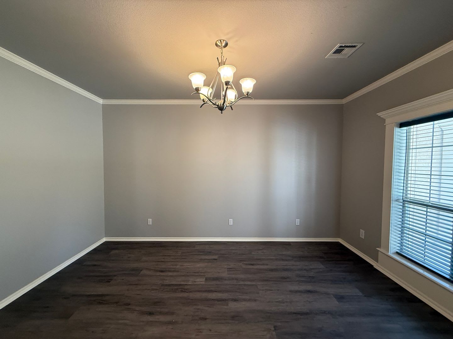 Remodeled Huge 4 Bedroom With Bonus Rooms And Many Bathrooms In Broken Arrow – photo 5