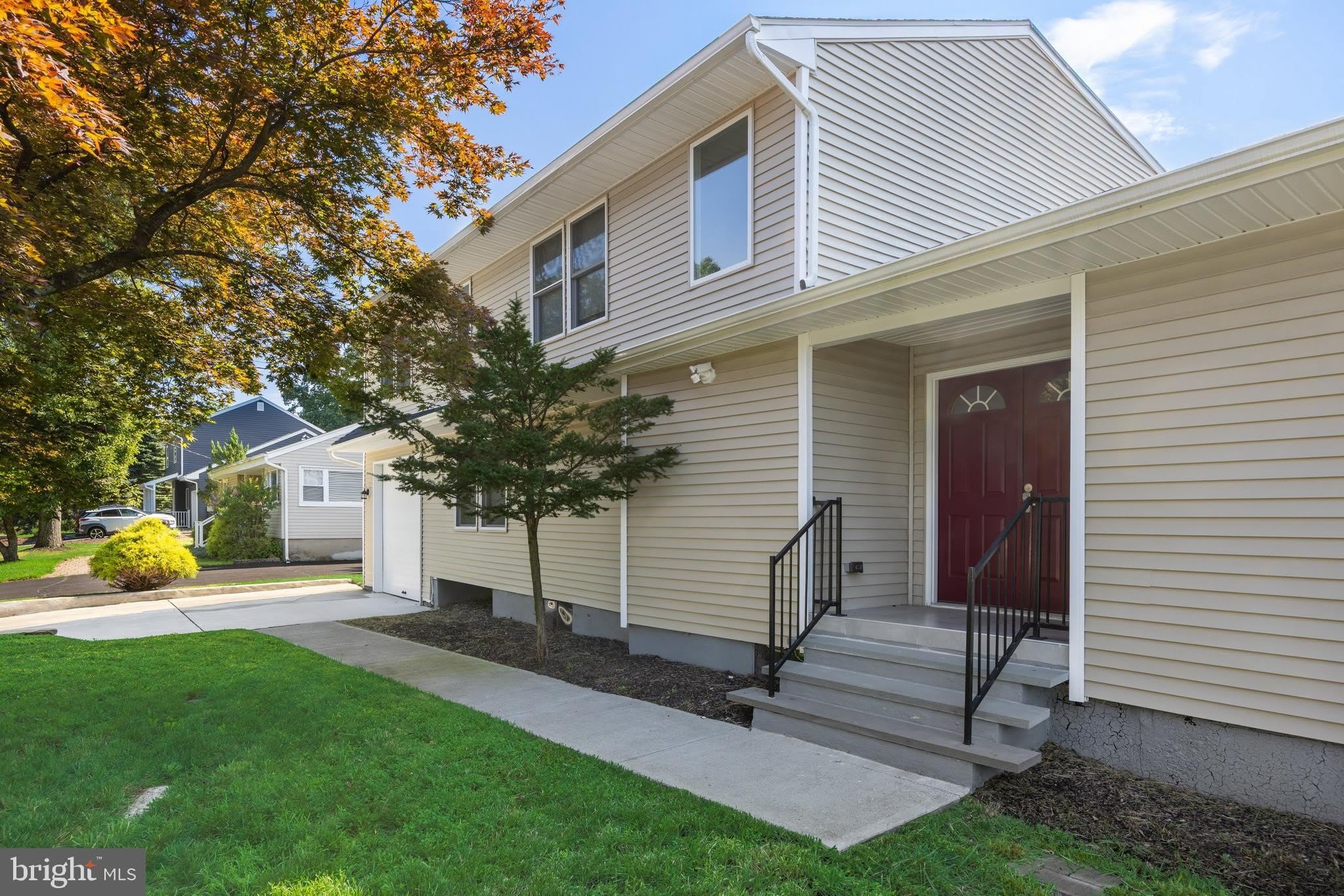 55 SHAWNEE AVE – photo 4