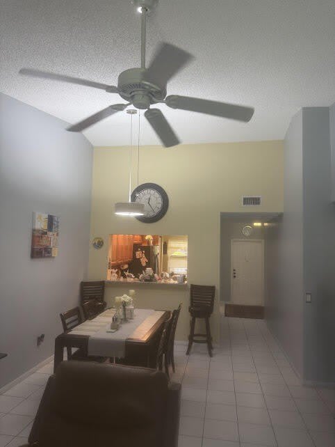 7855 Willow Springs Drive – photo 4