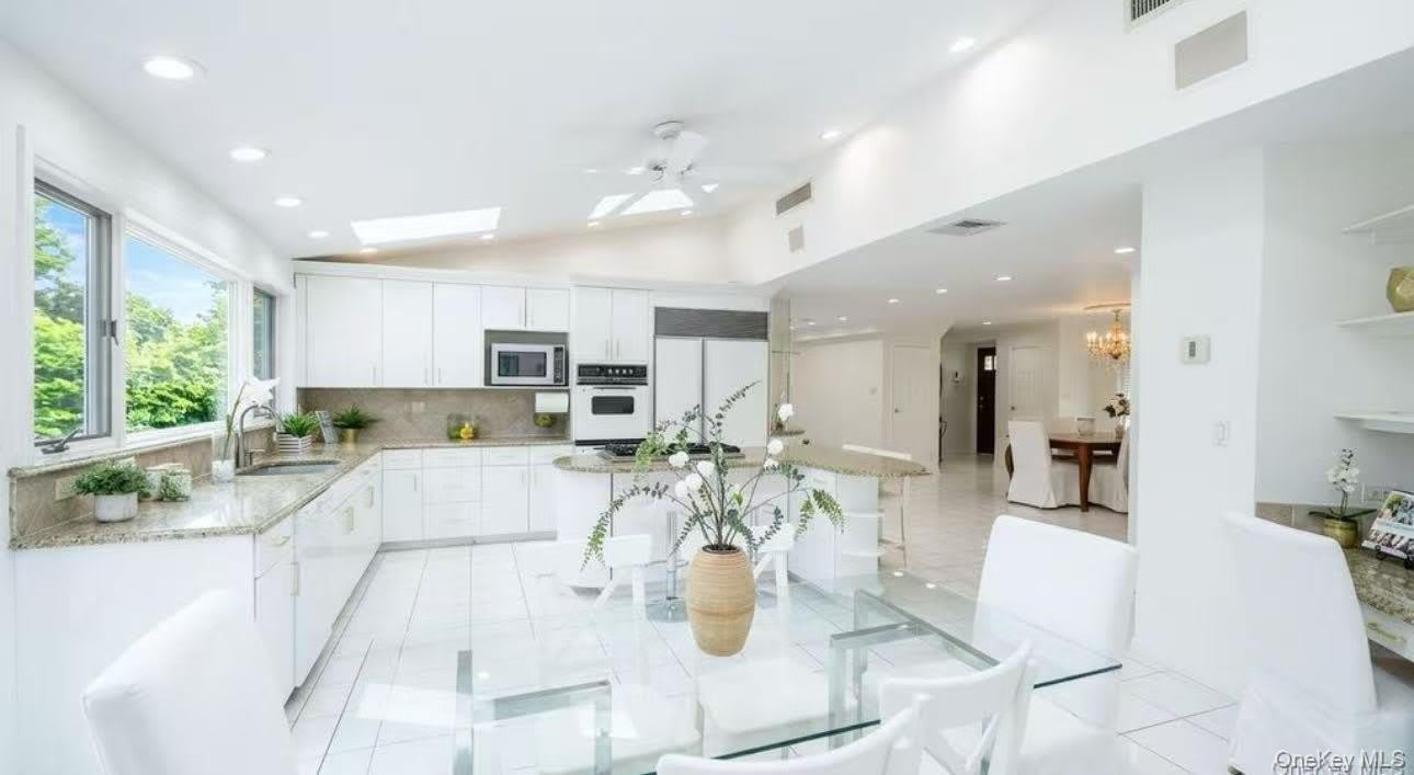 74 Rockland Drive – photo 4