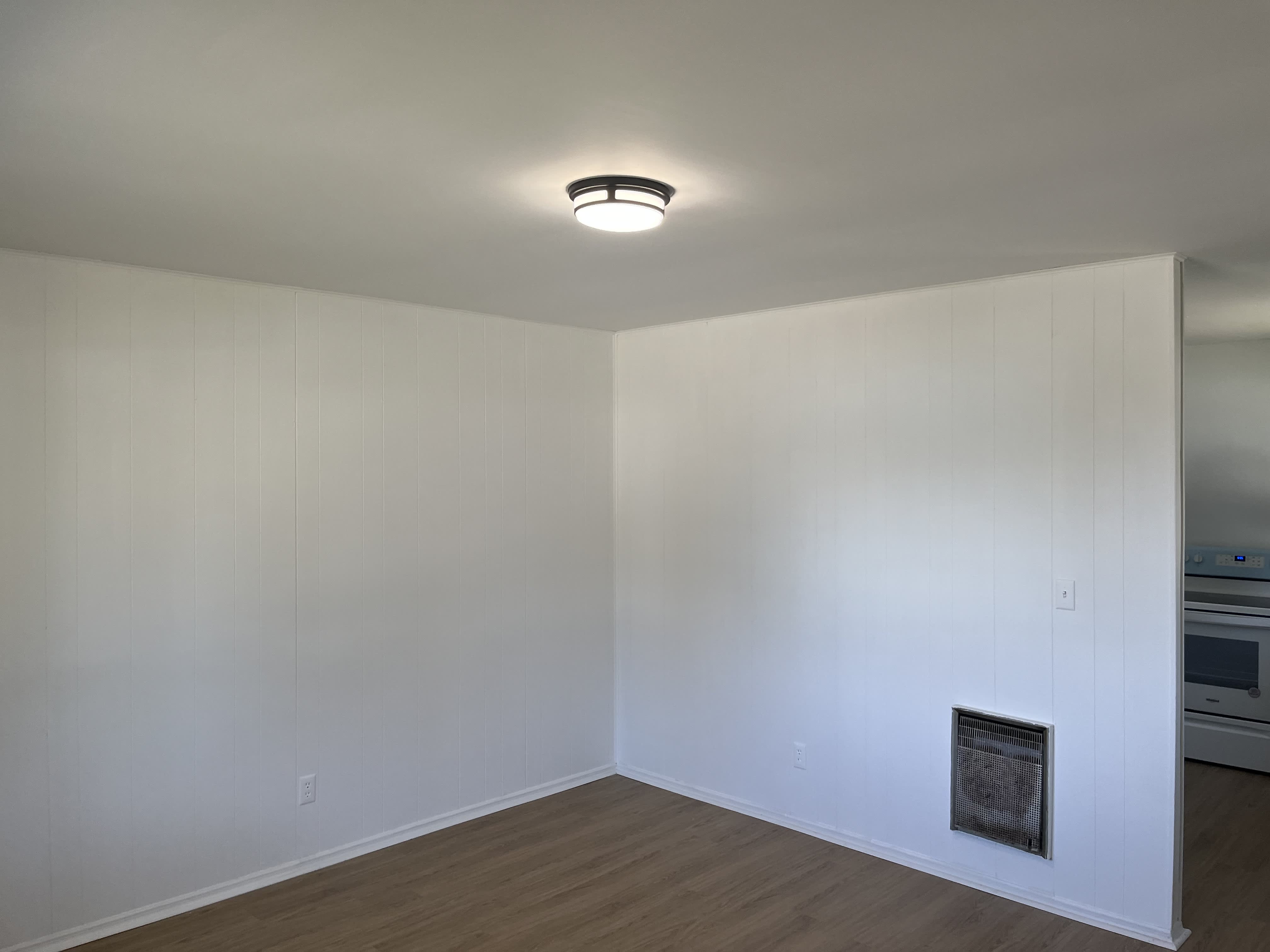 1418 E 5th St – photo 3