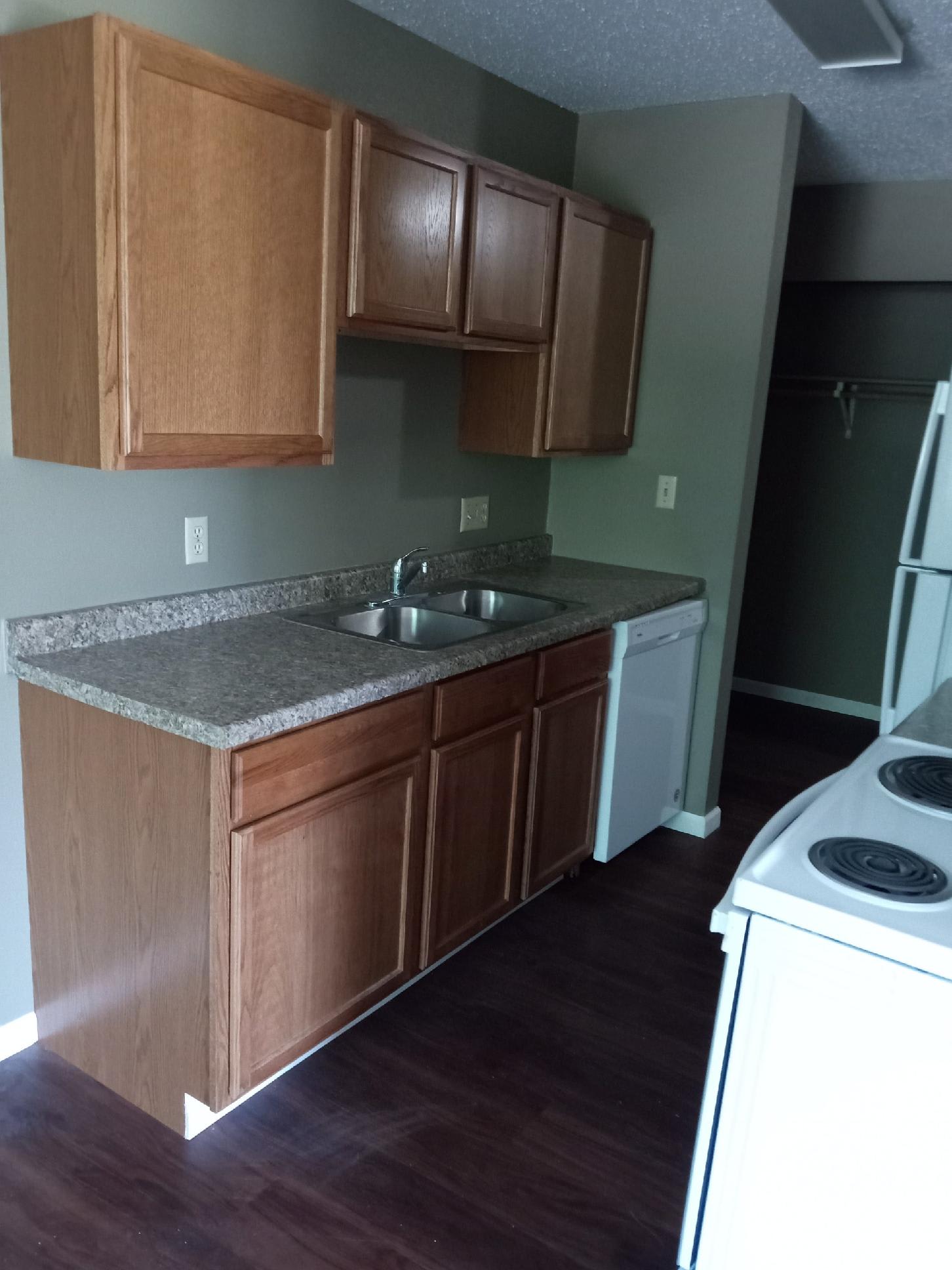 701 Lily Lane – photo 2