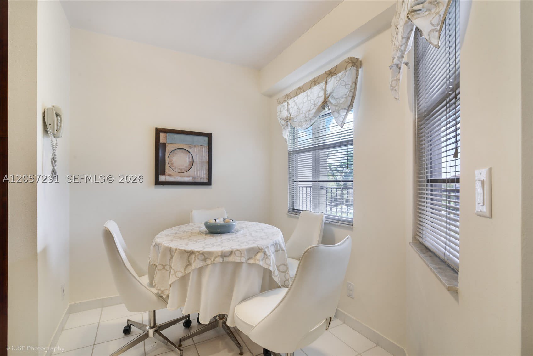 1251 SW 125th Ave – photo 4