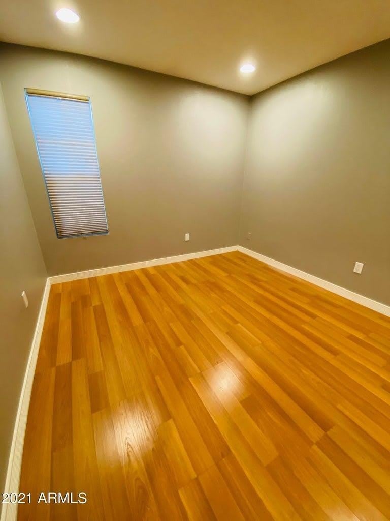 1850 E MARYLAND Avenue – photo 5
