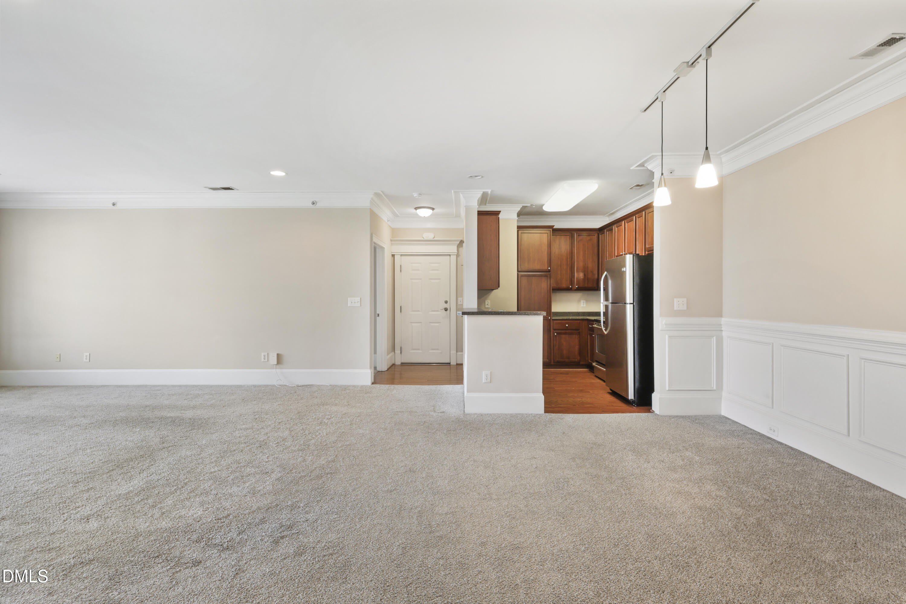 623 Waterford Lake Drive – photo 4