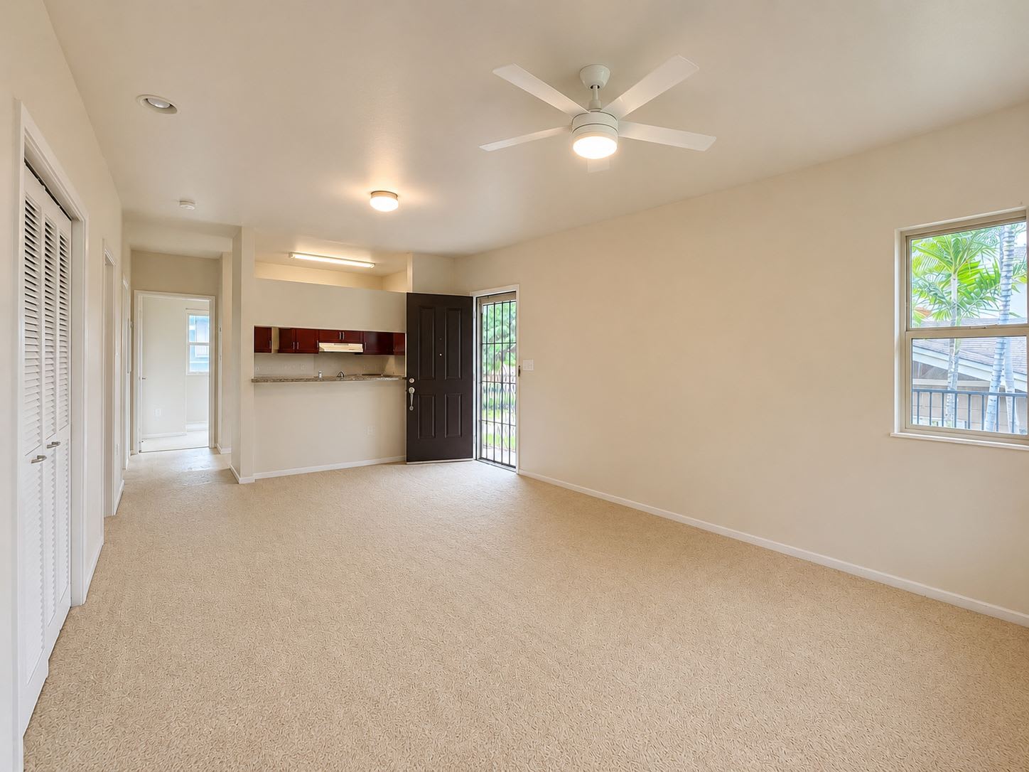 217 Hooulu Lane, 1301 – photo 2