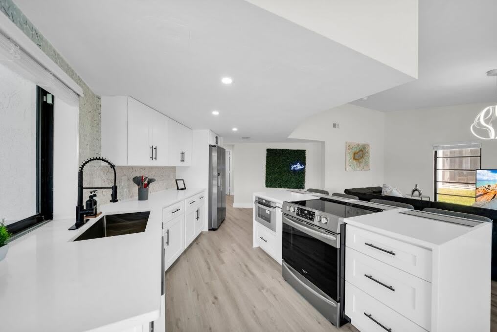 2723 Sw 5Th Avenue – photo 4