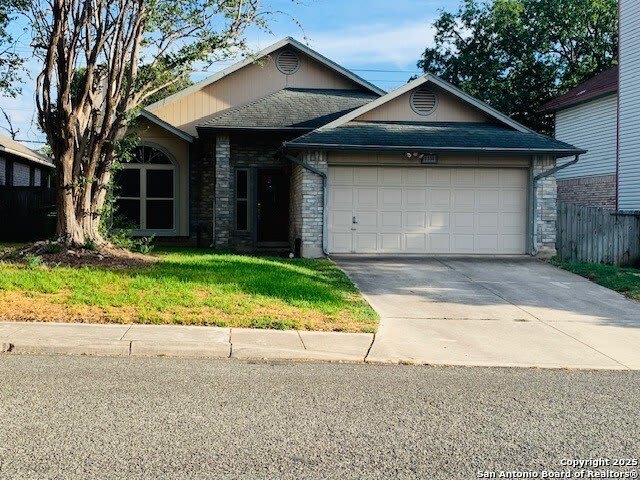 2538 Montebello – photo 1