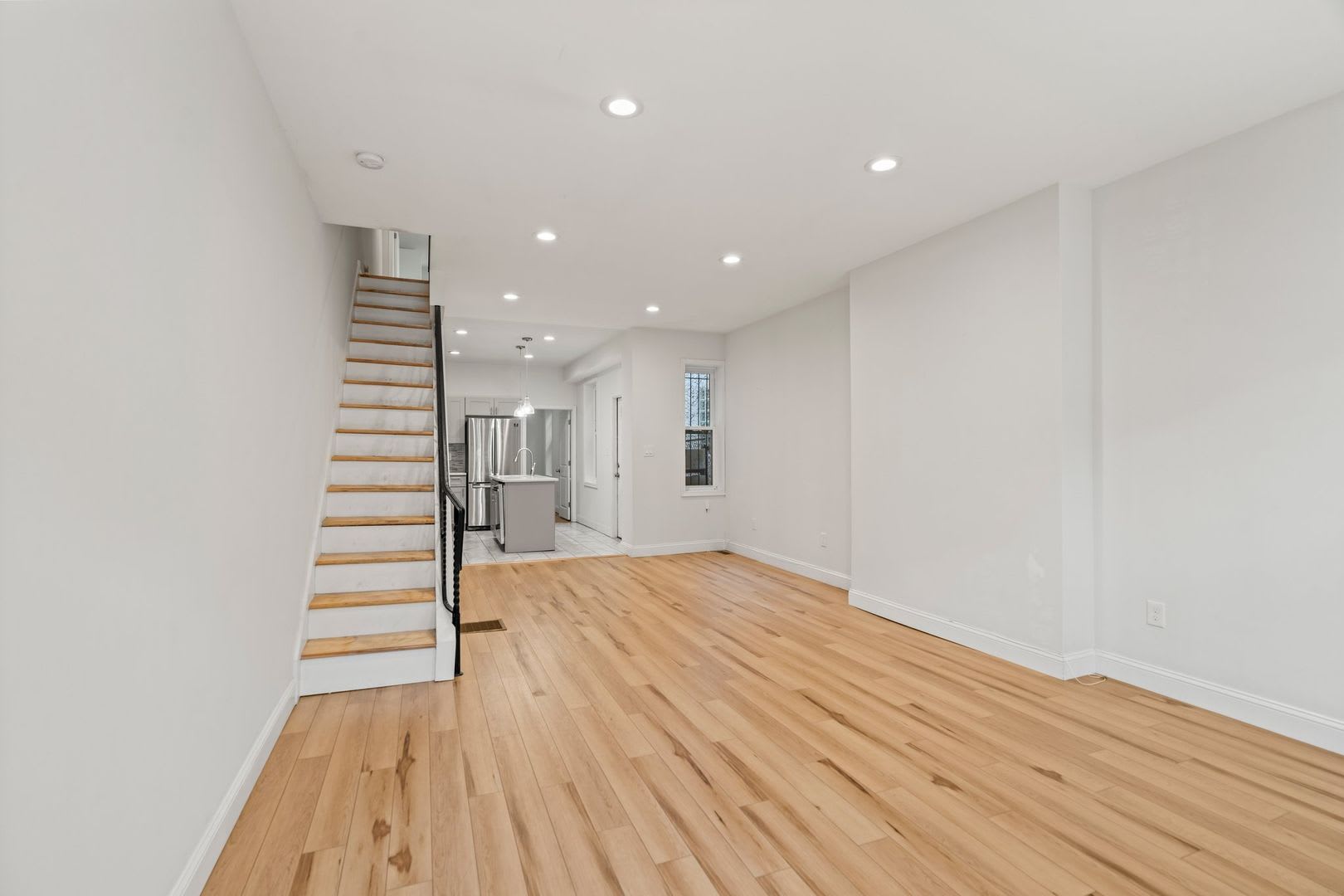 1630 Edgley St. Philadelphia PA 19121 – photo 2