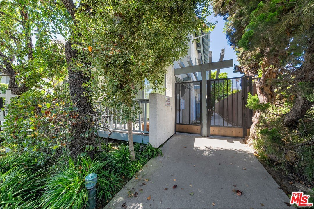 1144 17th St – photo 3