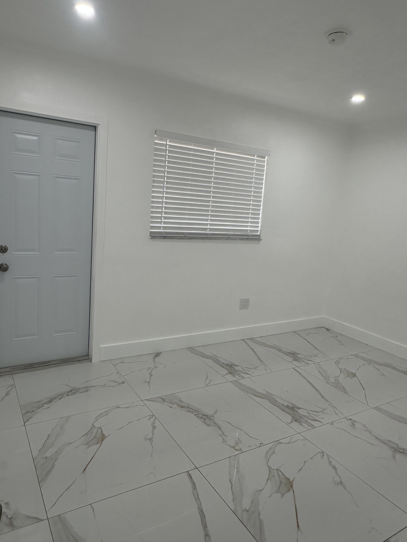 2551 Northwest 13th Street – photo 3
