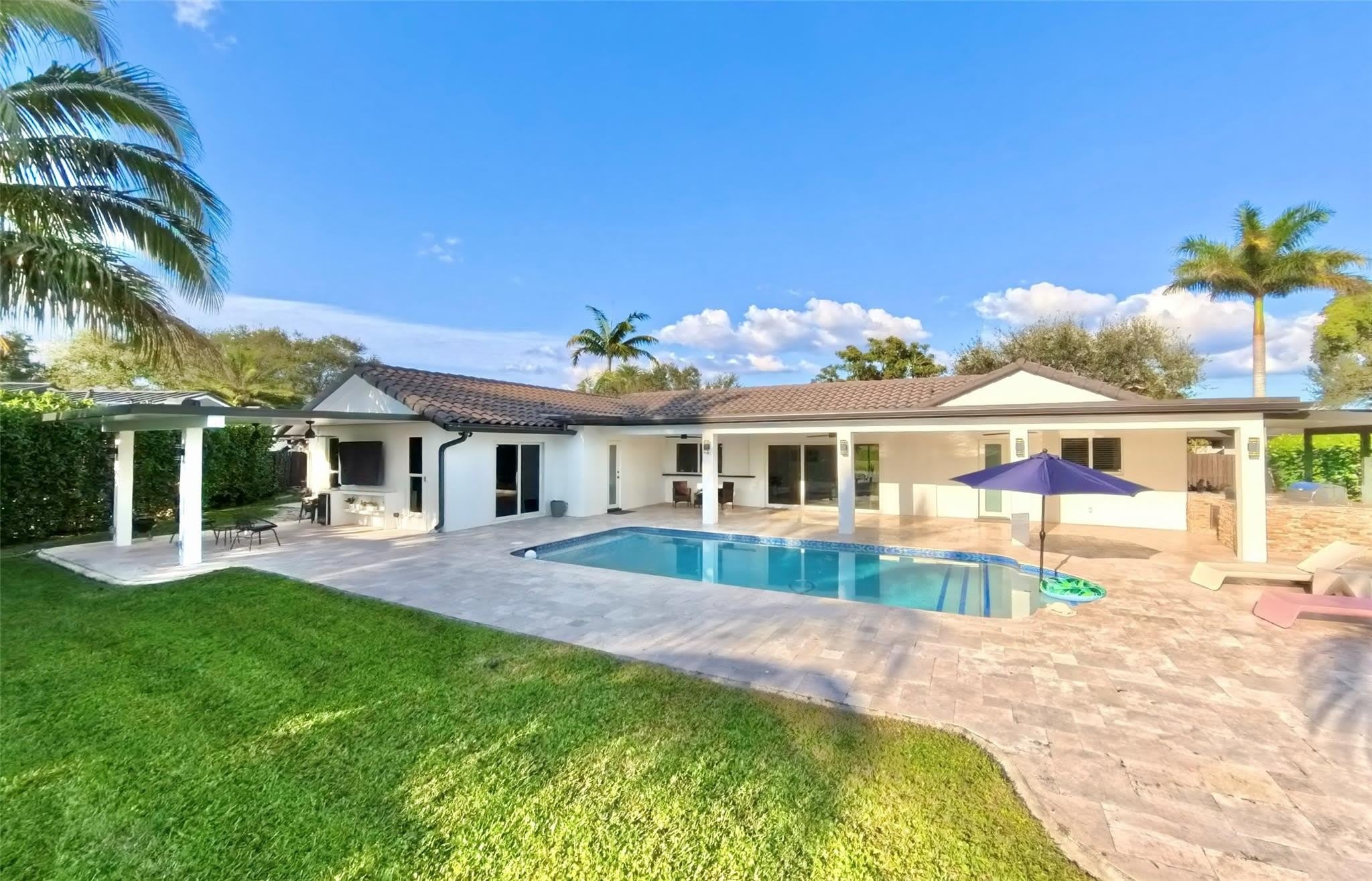 481 W Tropical Way – photo 1