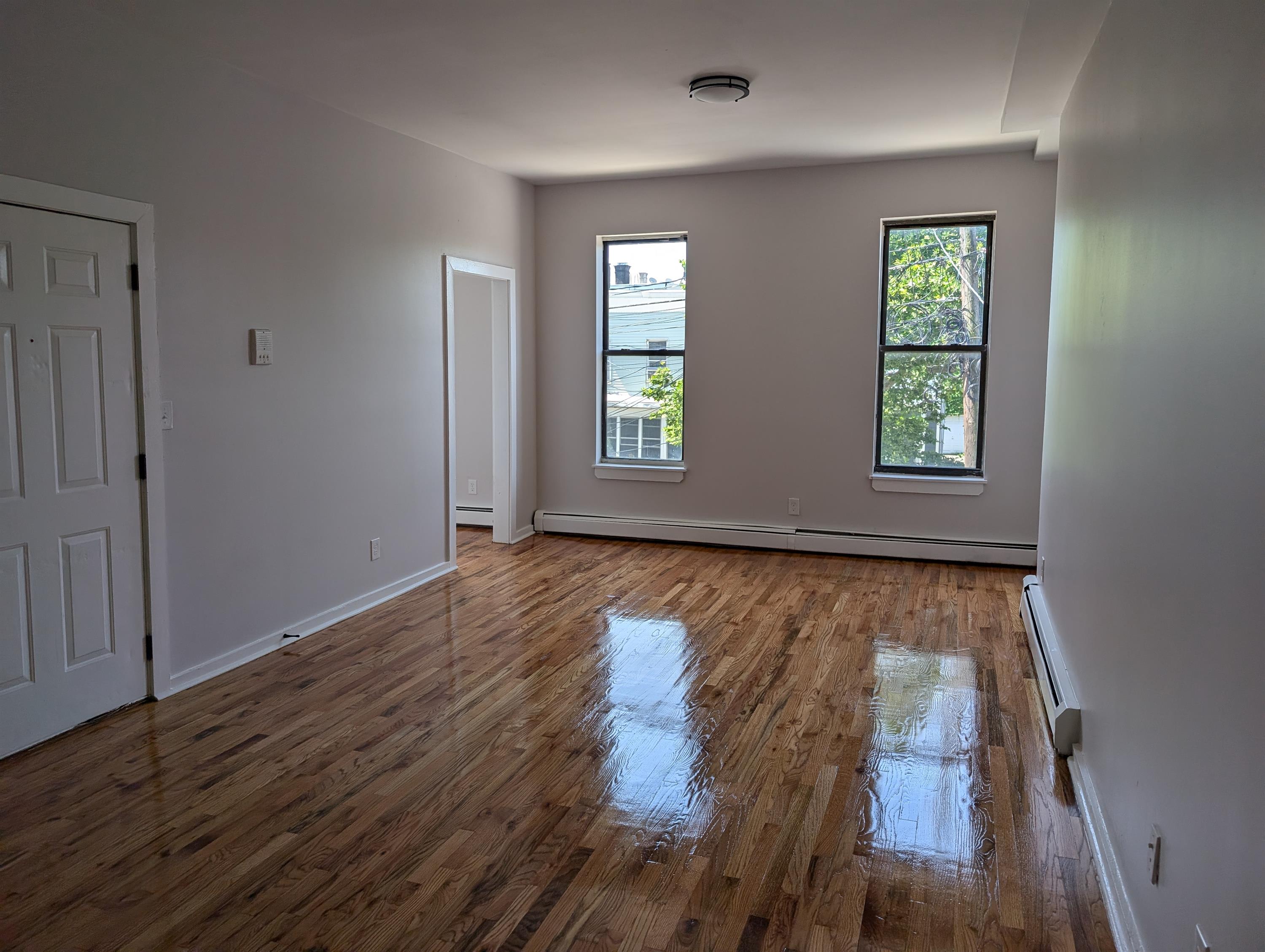 68 Gardner Ave – photo 4