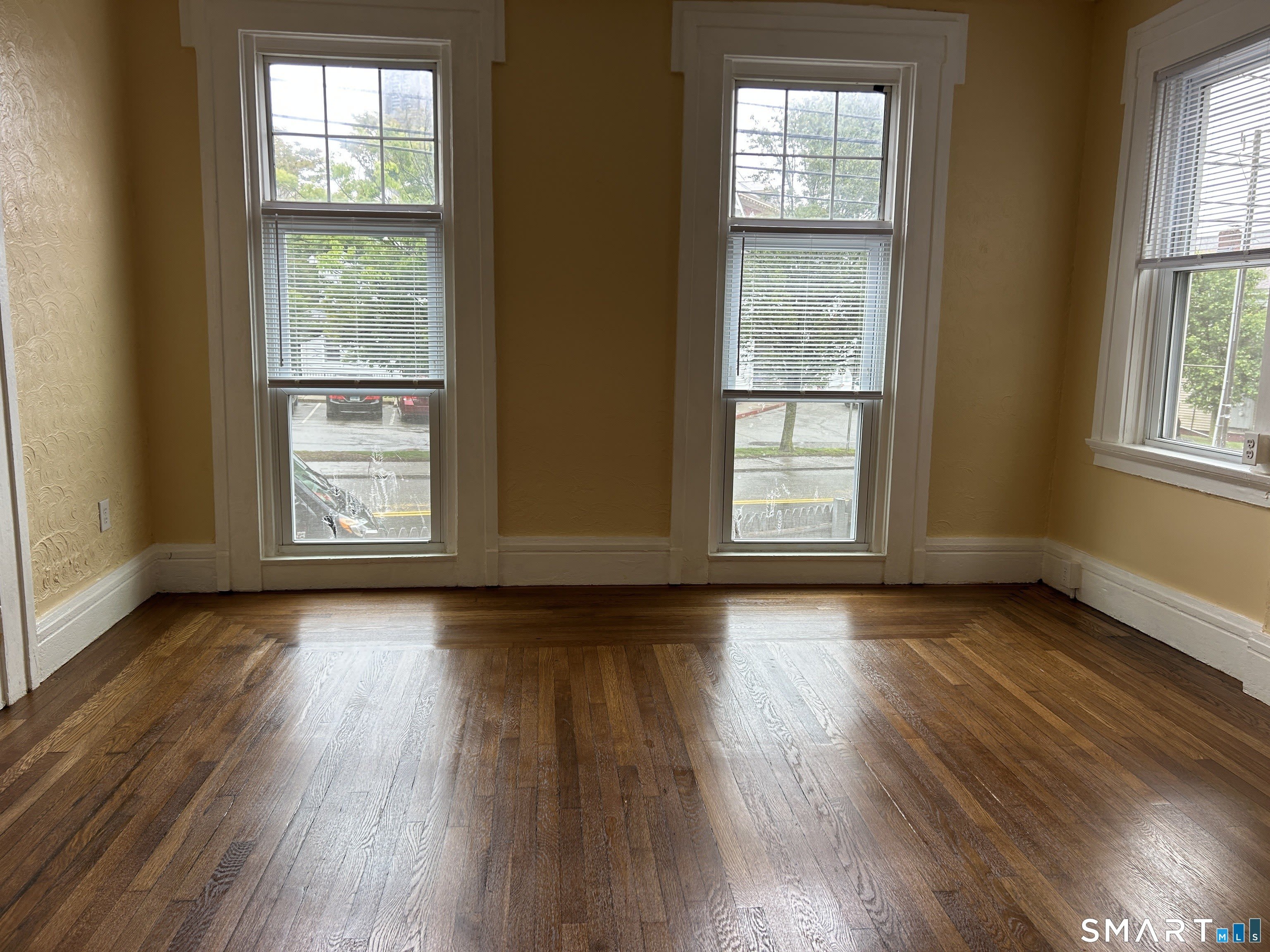 27 Jay Street – photo 2