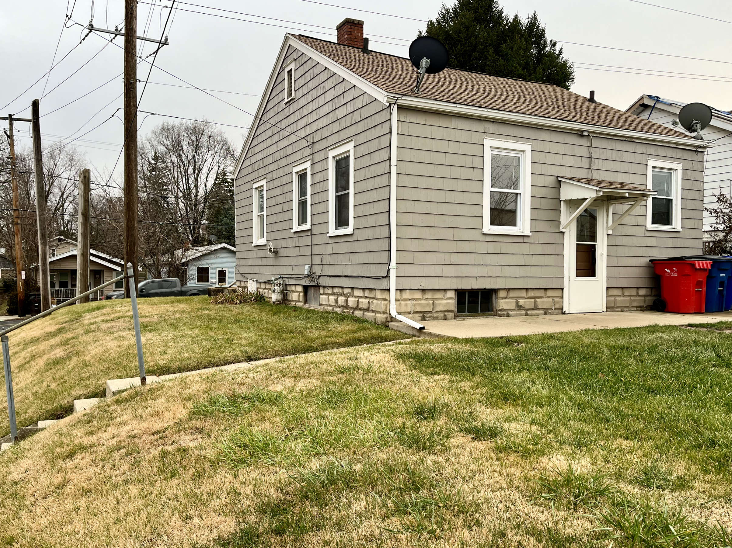 1319 East Lake Avenue – photo 3