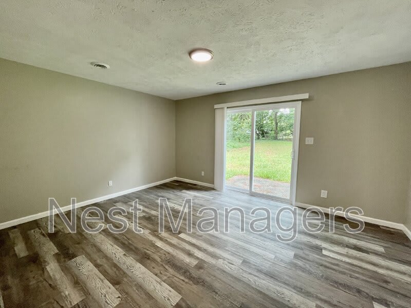 6405 Lorell Court – photo 5